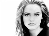 Alicia Silverstone