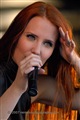 Simone Simons