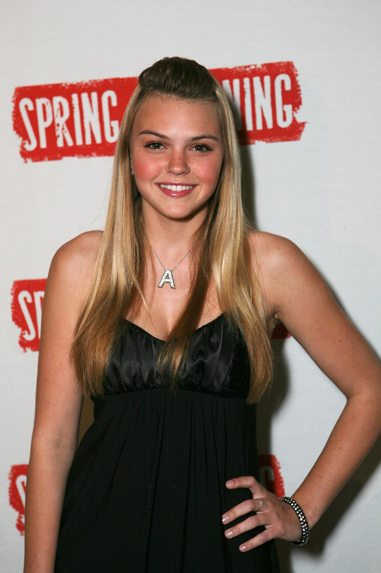 Aimee Teegarden leaked wallpapers