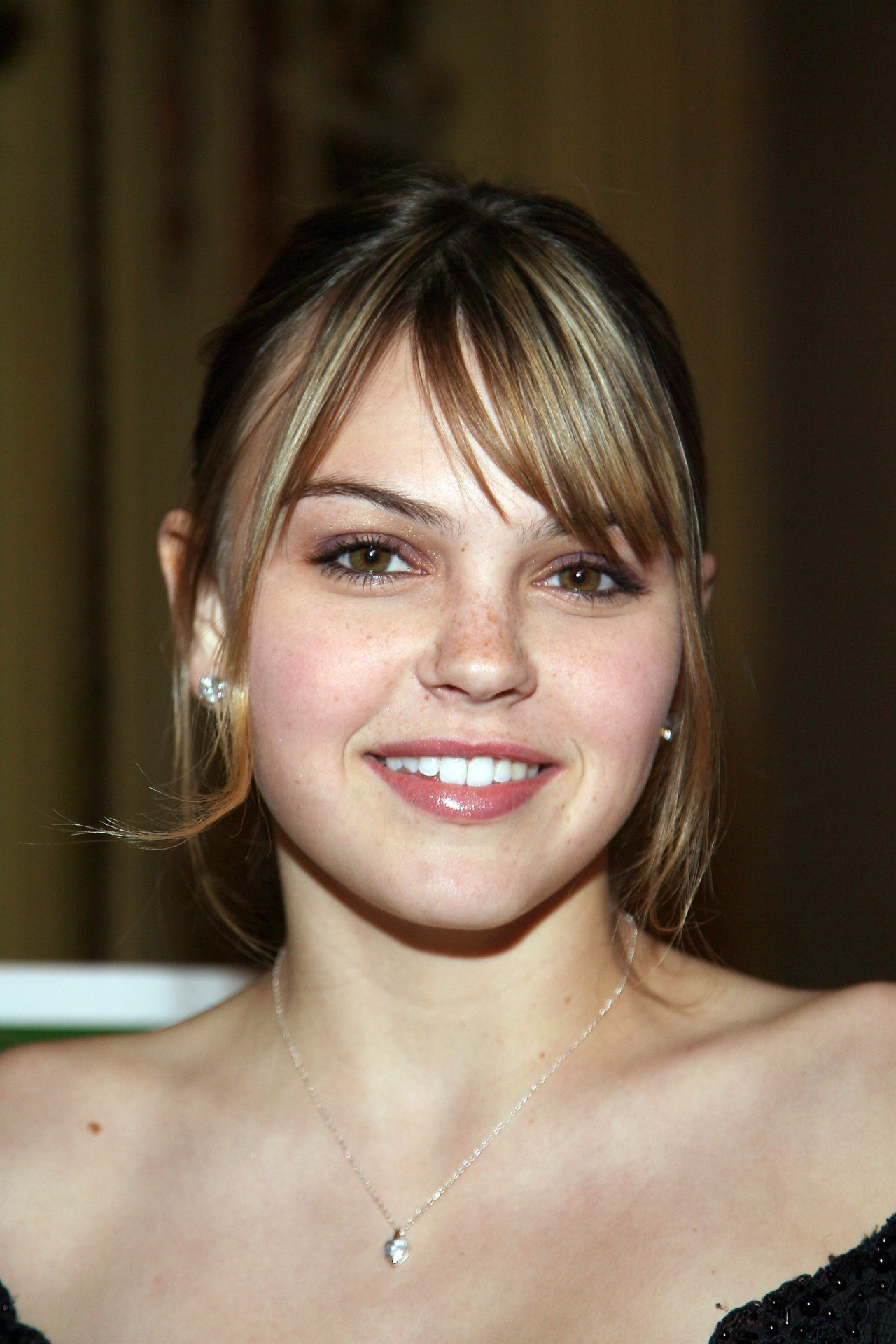 Aimee Teegarden leaked wallpapers