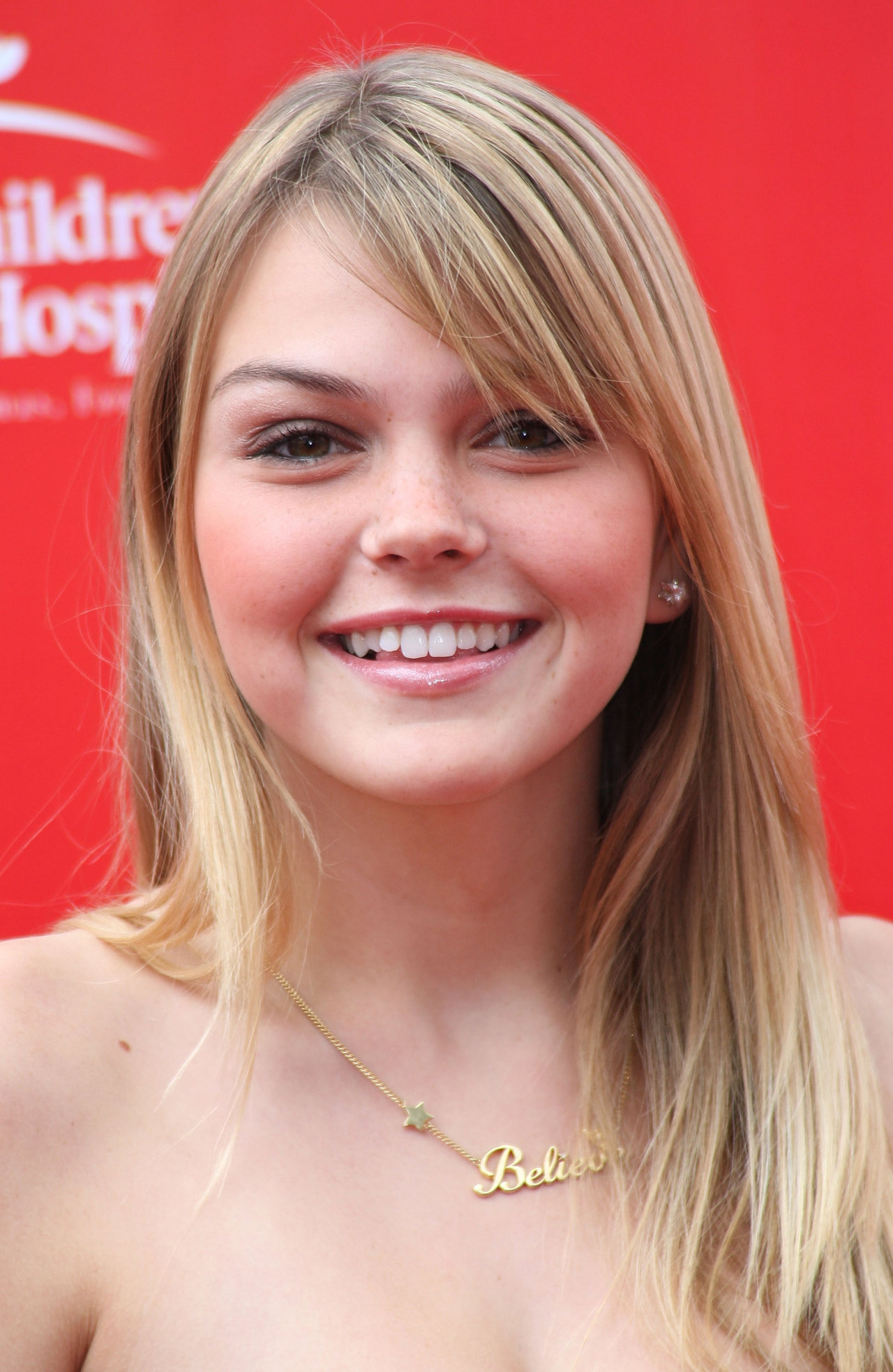 Aimee Teegarden leaked wallpapers