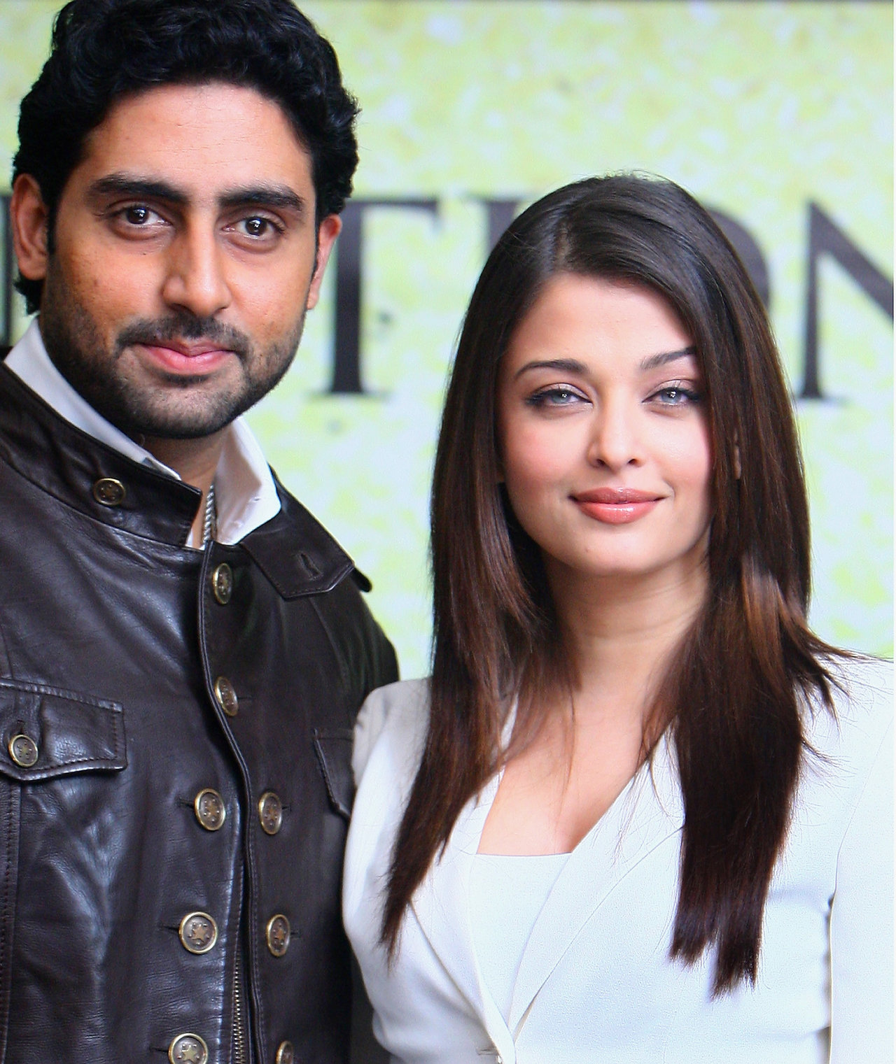 Aishwarya Rai leaked wallpapers