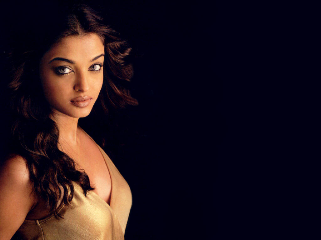 Aishwarya Rai leaked wallpapers