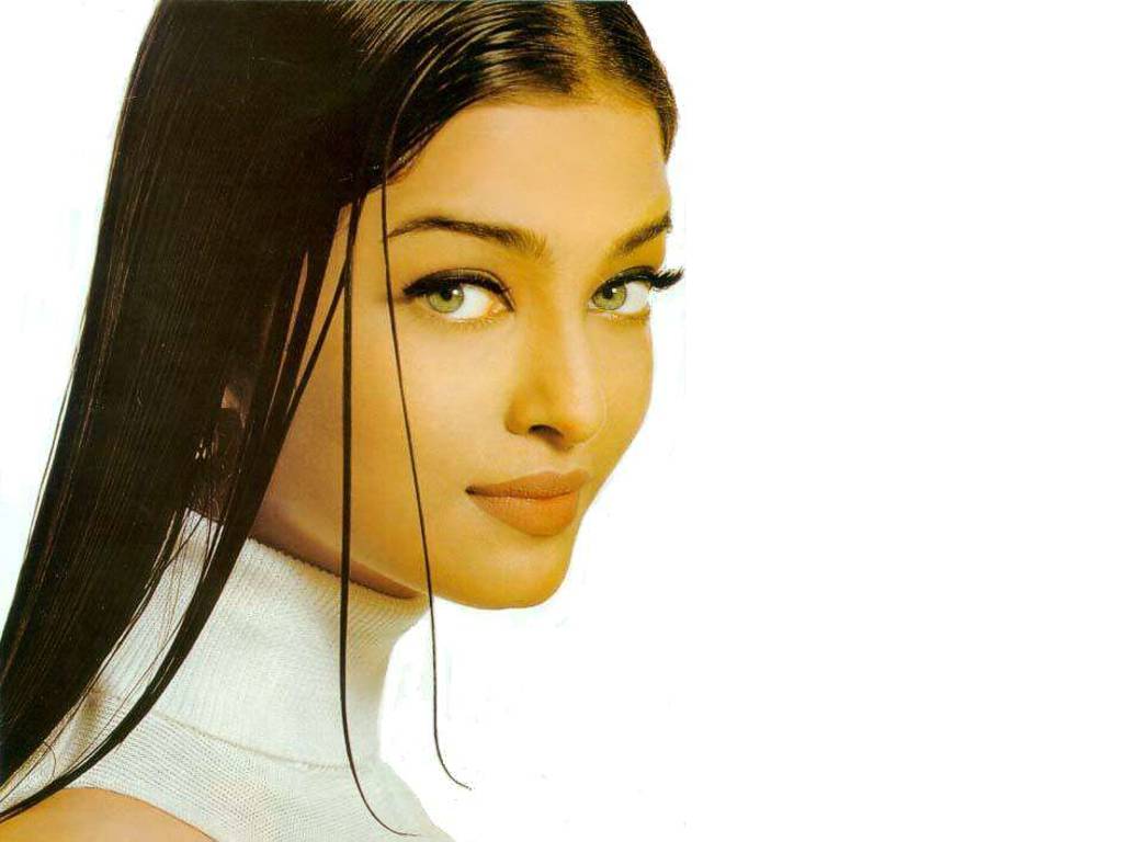 Aishwarya Rai leaked wallpapers