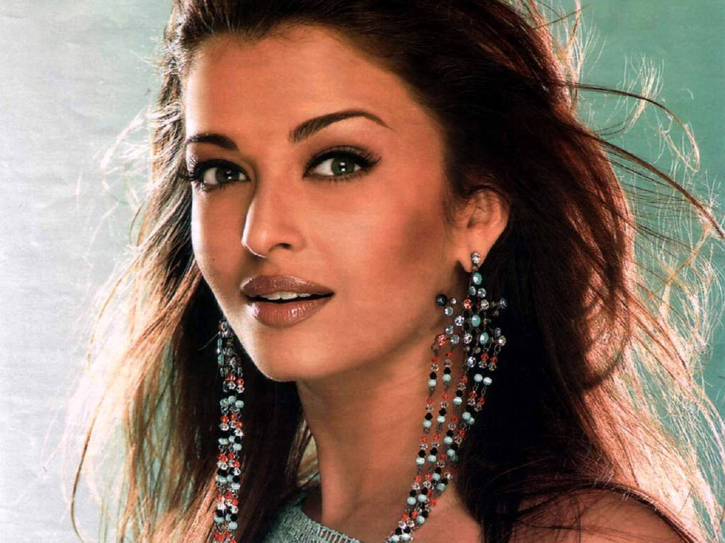 Aishwarya Rai leaked wallpapers