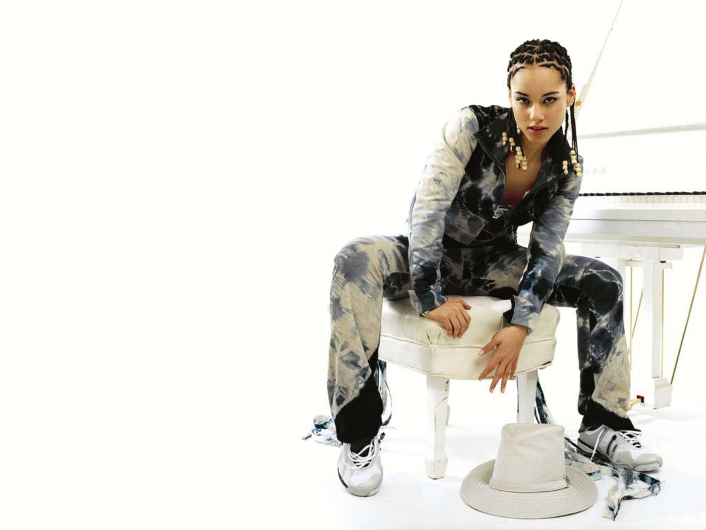 Alicia Keys leaked wallpapers