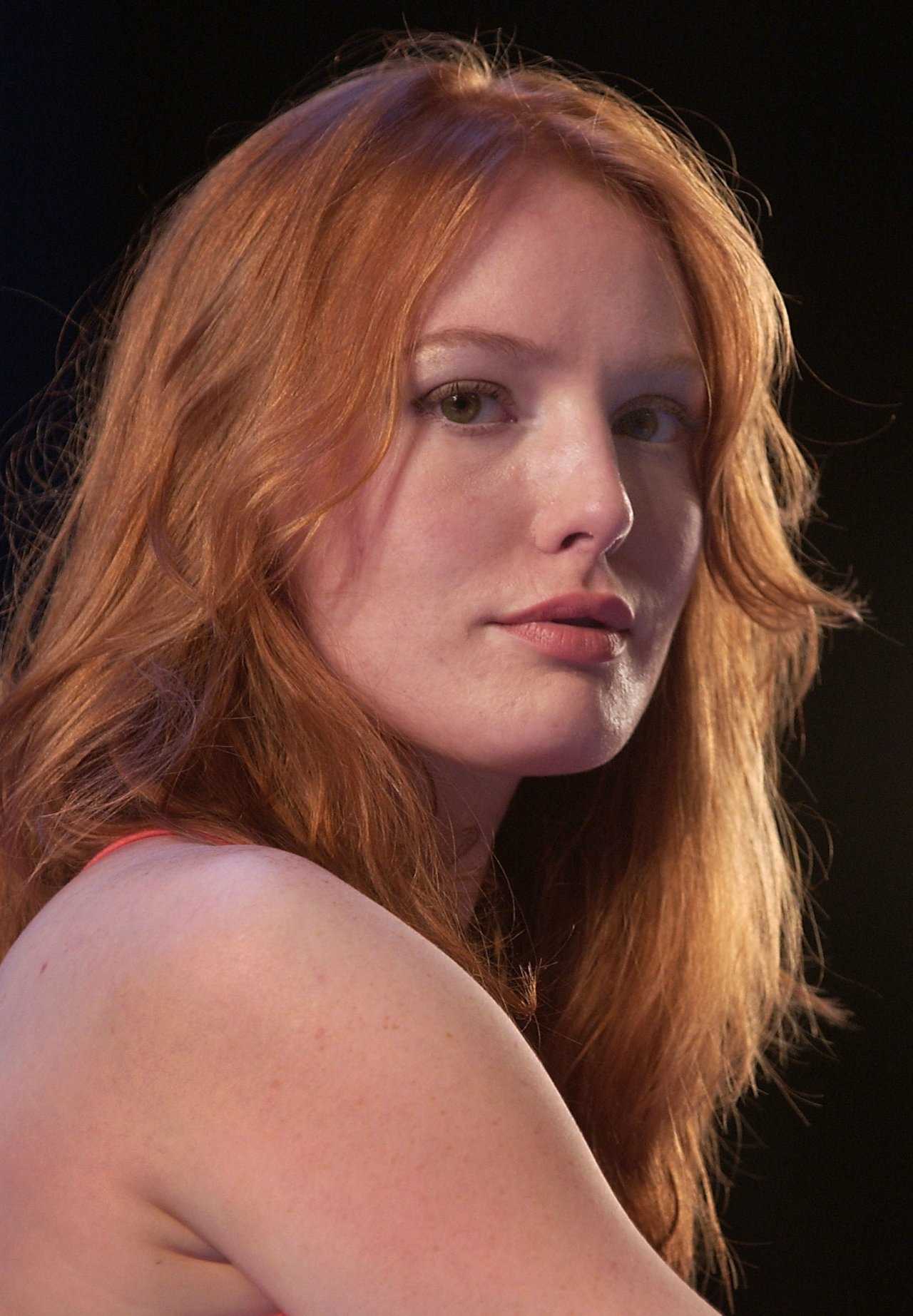 Alicia Witt leaked wallpapers