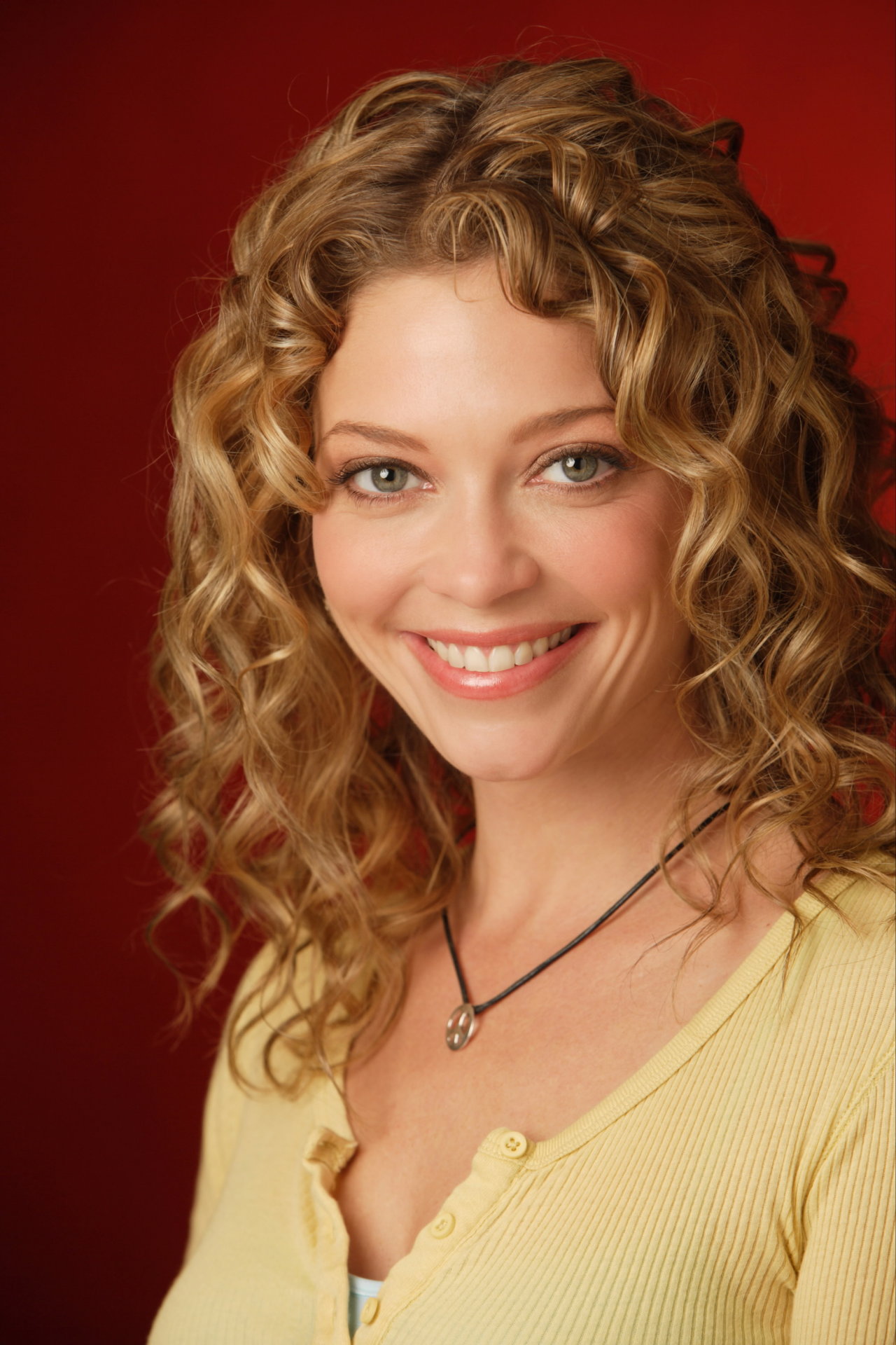 Amanda Detmer leaked wallpapers