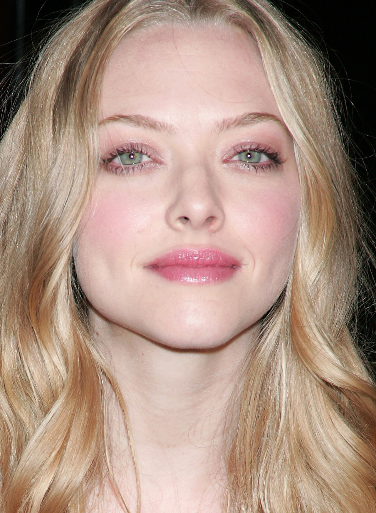 Amanda Seyfried leaked wallpapers