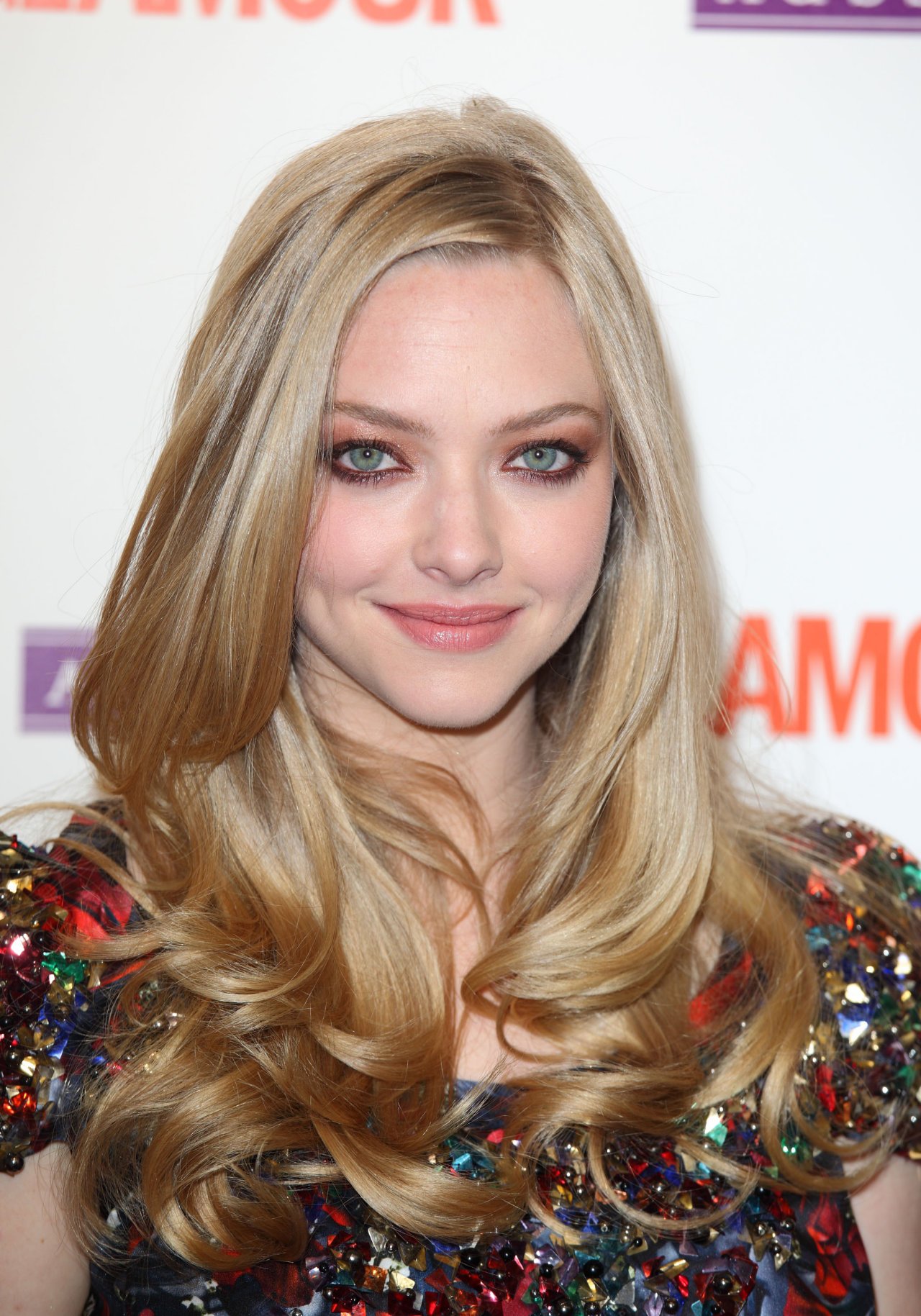 Amanda Seyfried leaked wallpapers