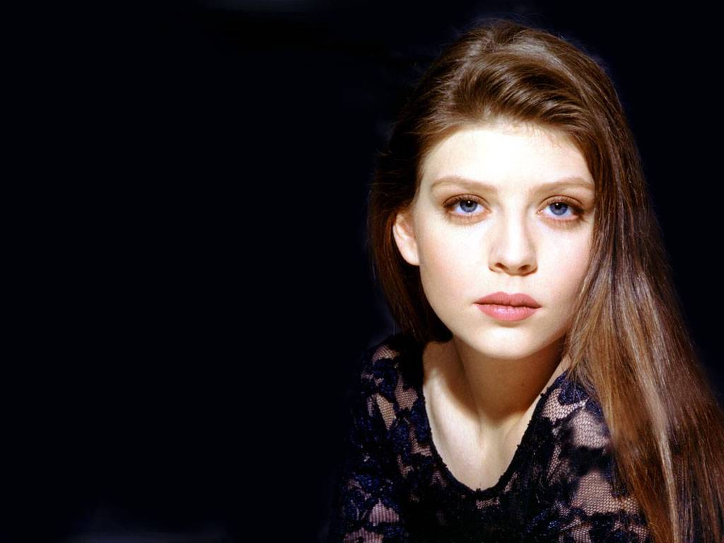 Amber Benson leaked wallpapers