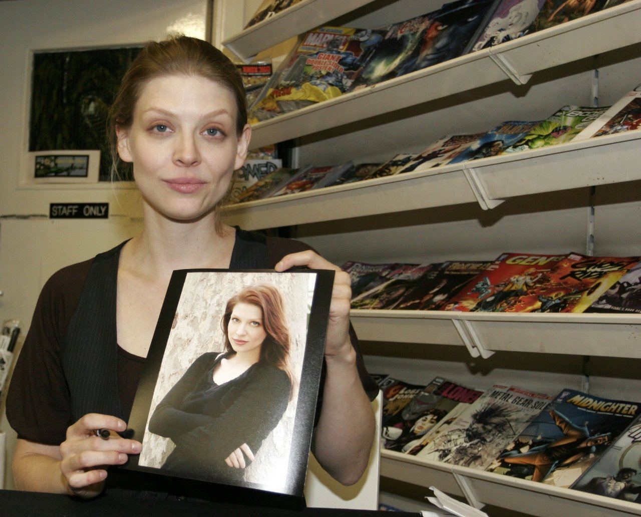 Amber Benson leaked wallpapers