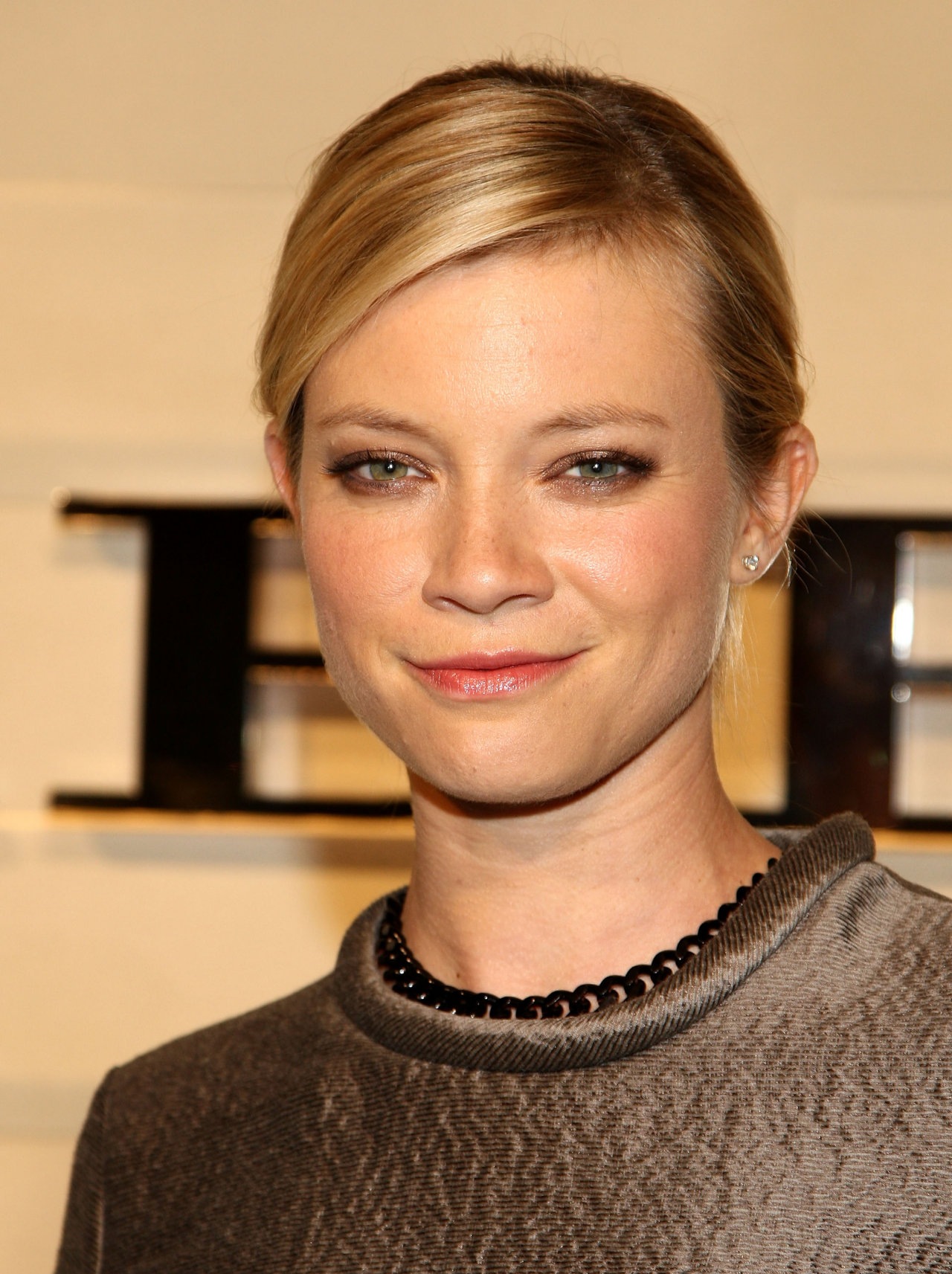 Amy Smart leaked wallpapers