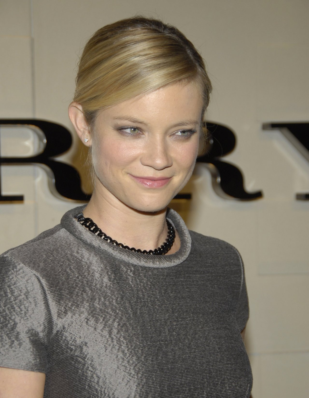 Amy Smart leaked wallpapers