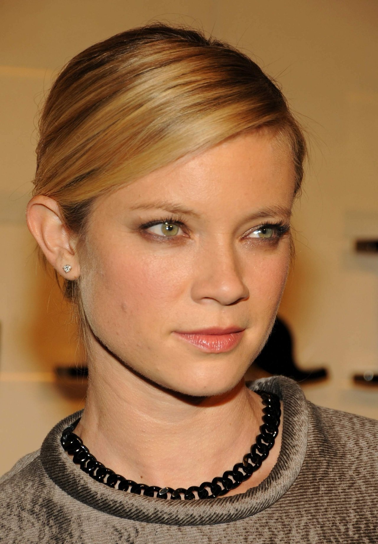 Amy Smart leaked wallpapers