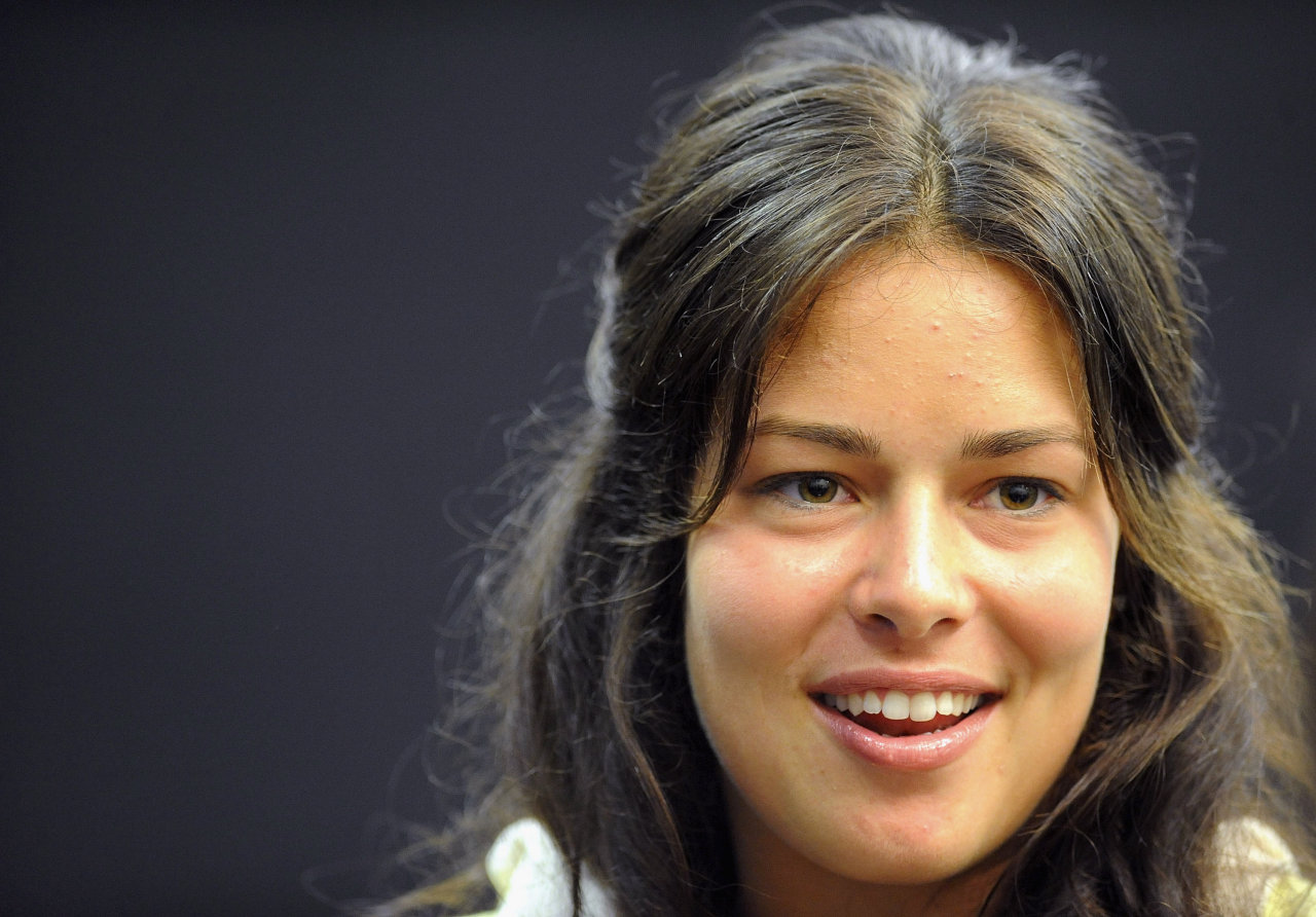Ana Ivanovic leaked wallpapers