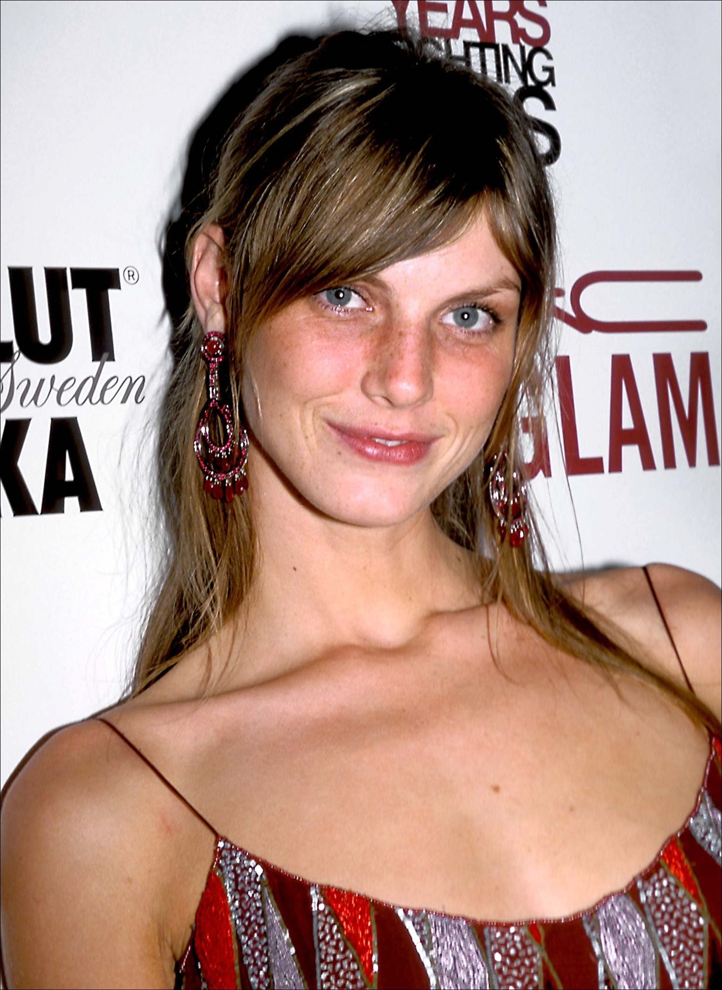 Angela Lindvall leaked wallpapers