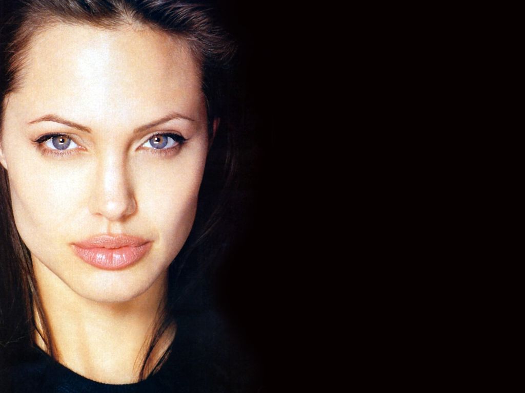 Angelina Jolie leaked wallpapers