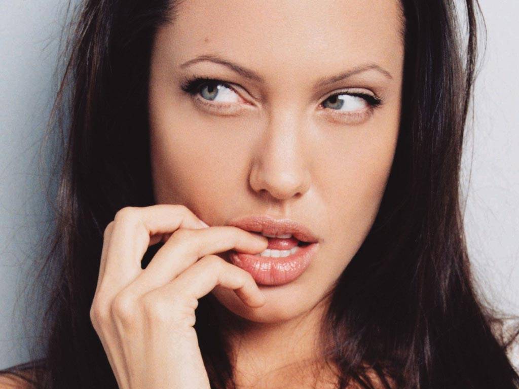 Angelina Jolie leaked wallpapers