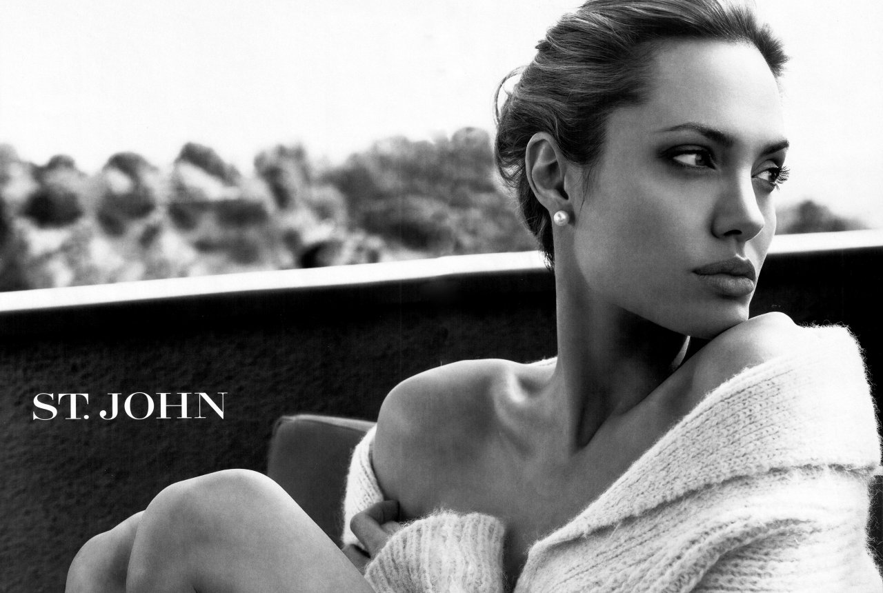 Angelina Jolie leaked wallpapers