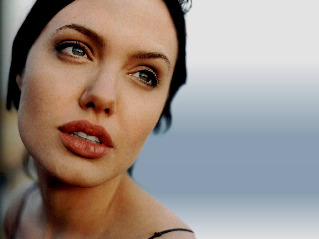 Angelina Jolie leaked wallpapers