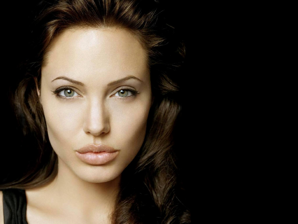 Angelina Jolie leaked wallpapers