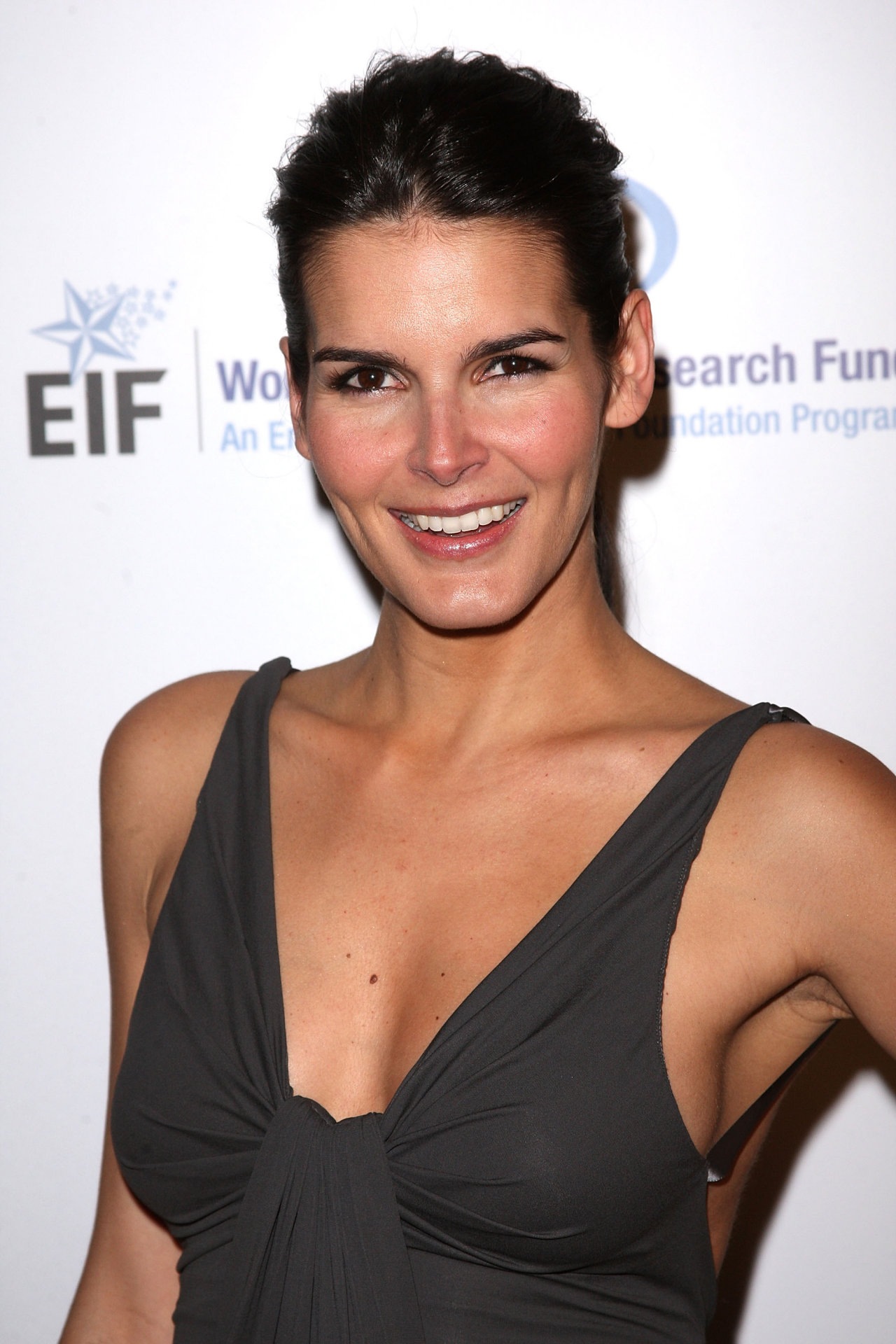 Angie Harmon leaked wallpapers