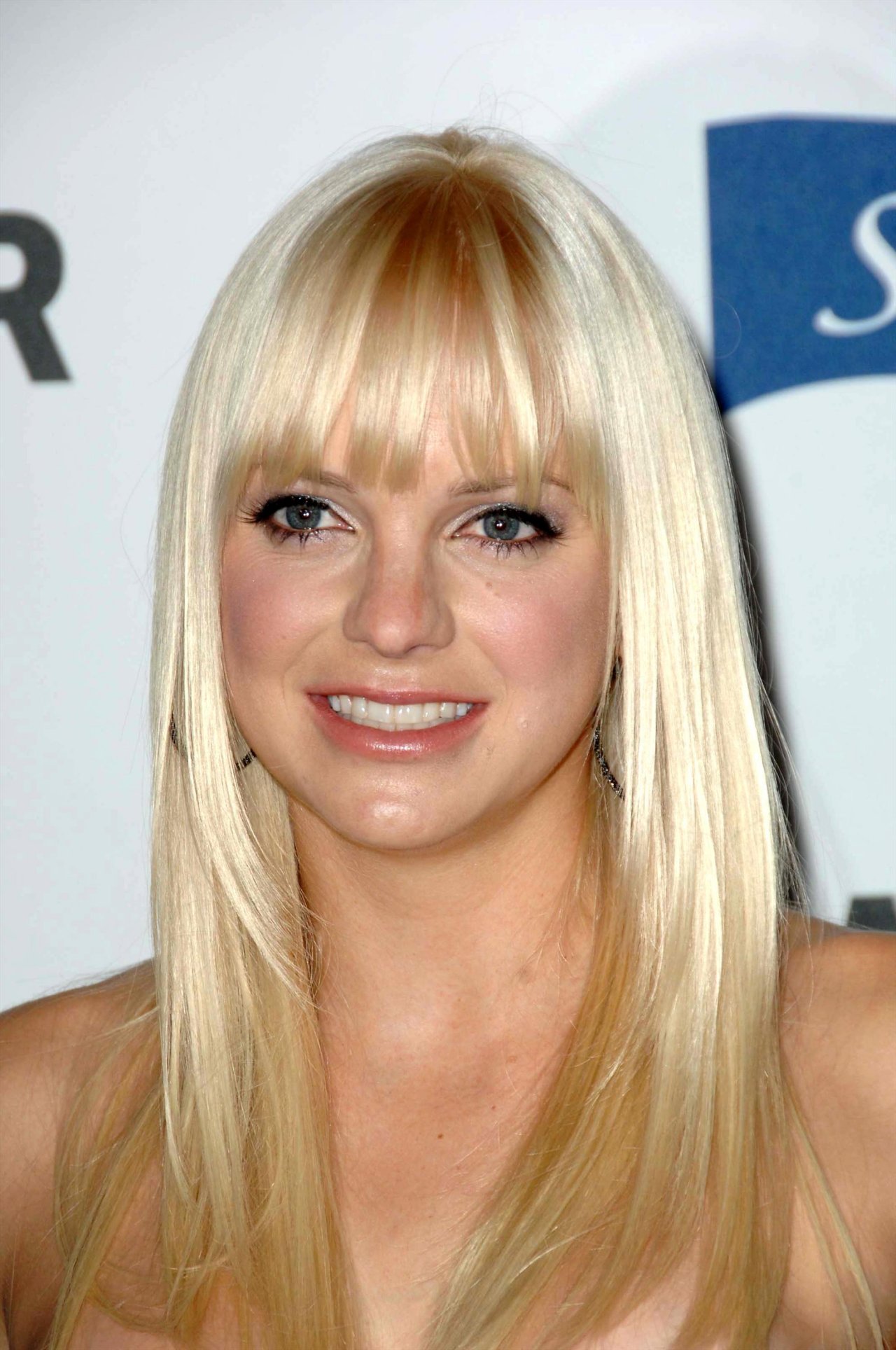 Anna Faris leaked wallpapers