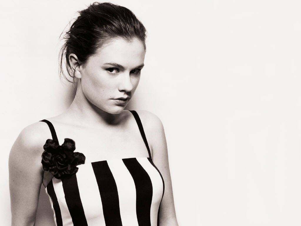 Anna Paquin leaked wallpapers