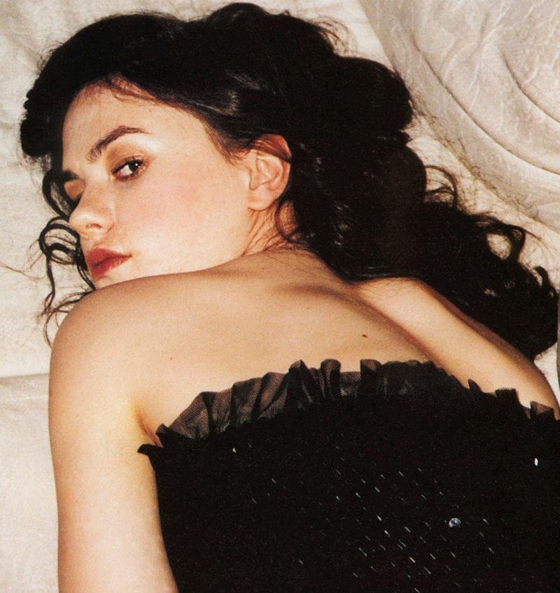 Anna Paquin leaked wallpapers