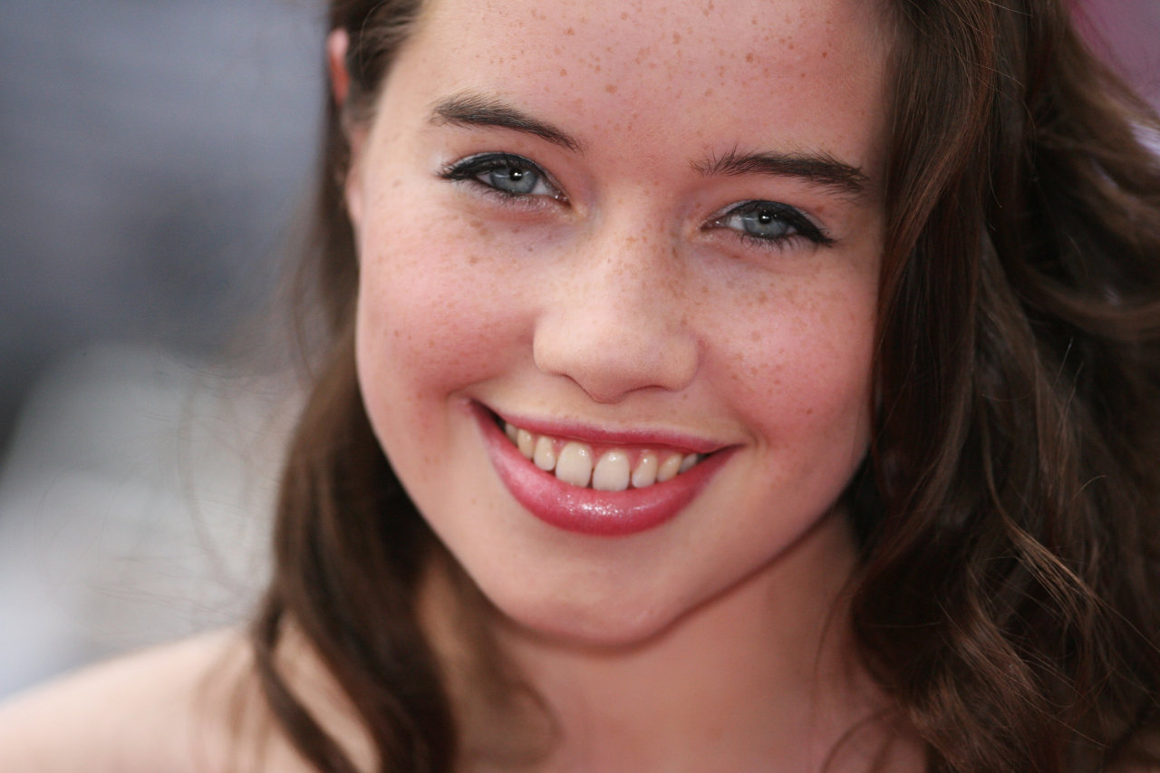 Anna Popplewell leaked wallpapers