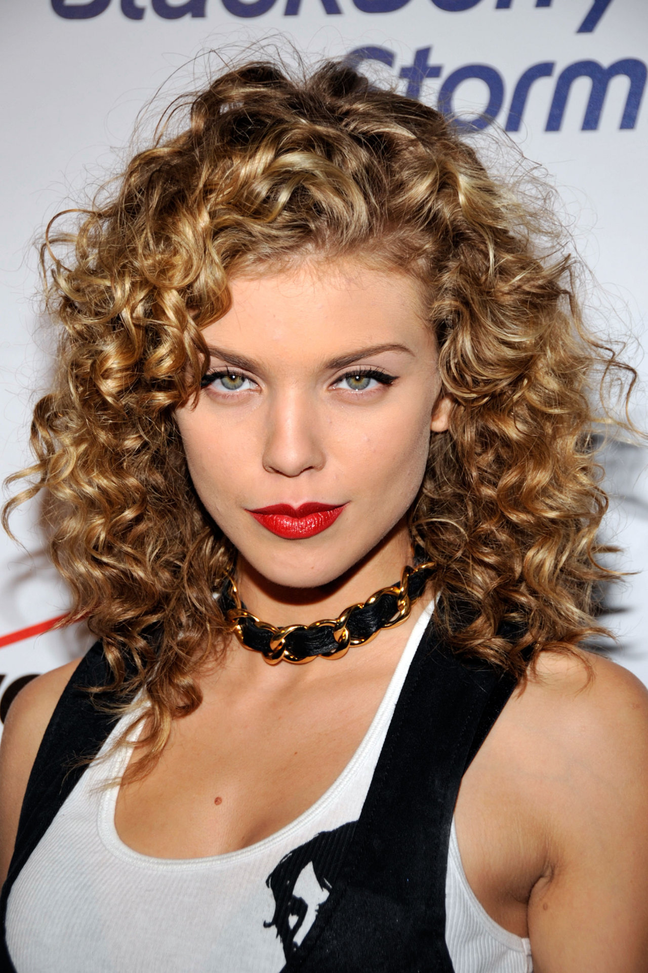 AnnaLynne McCord leaked wallpapers