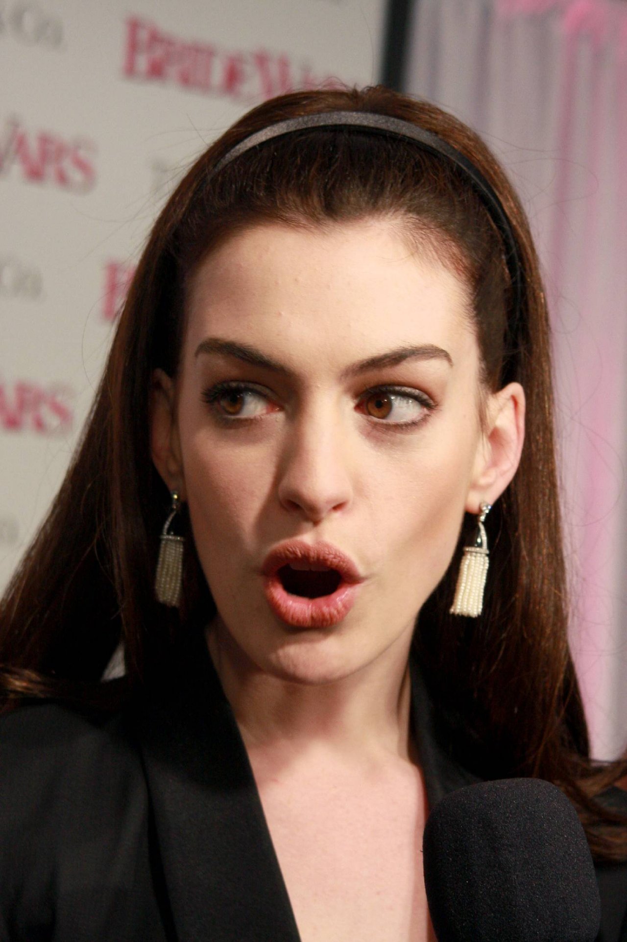 Anne Hathaway leaked wallpapers