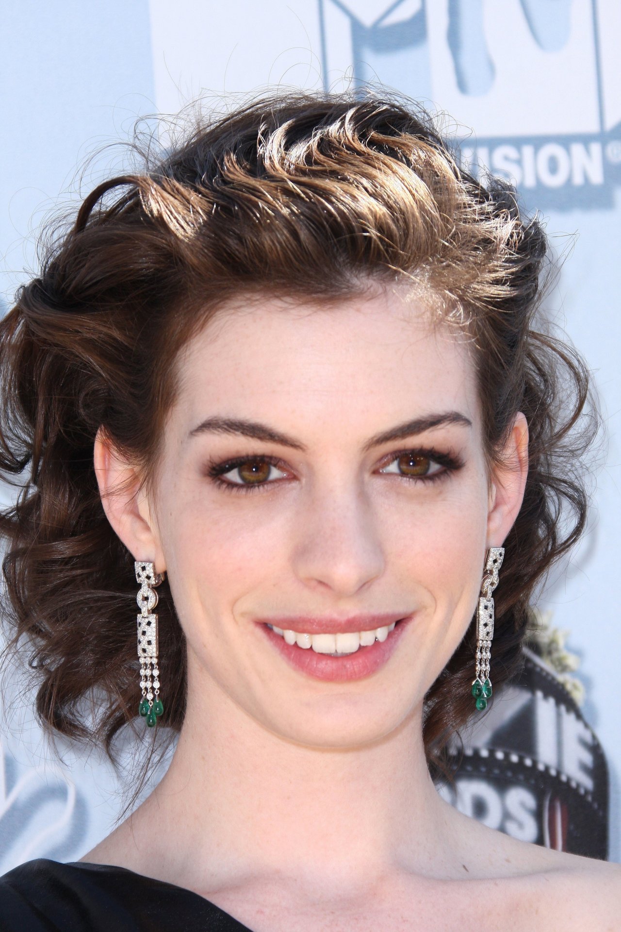 Anne Hathaway leaked wallpapers