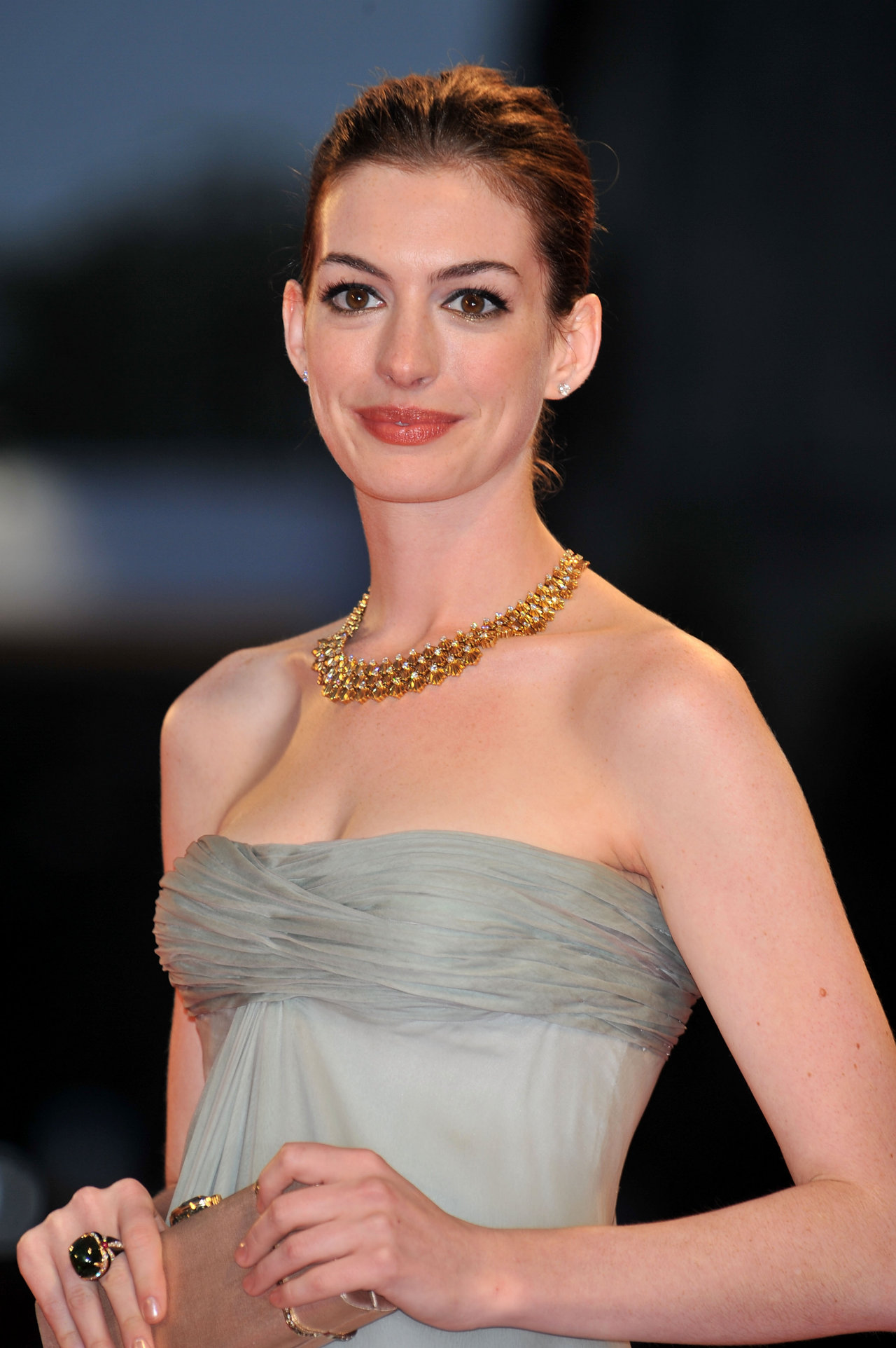 Anne Hathaway leaked wallpapers