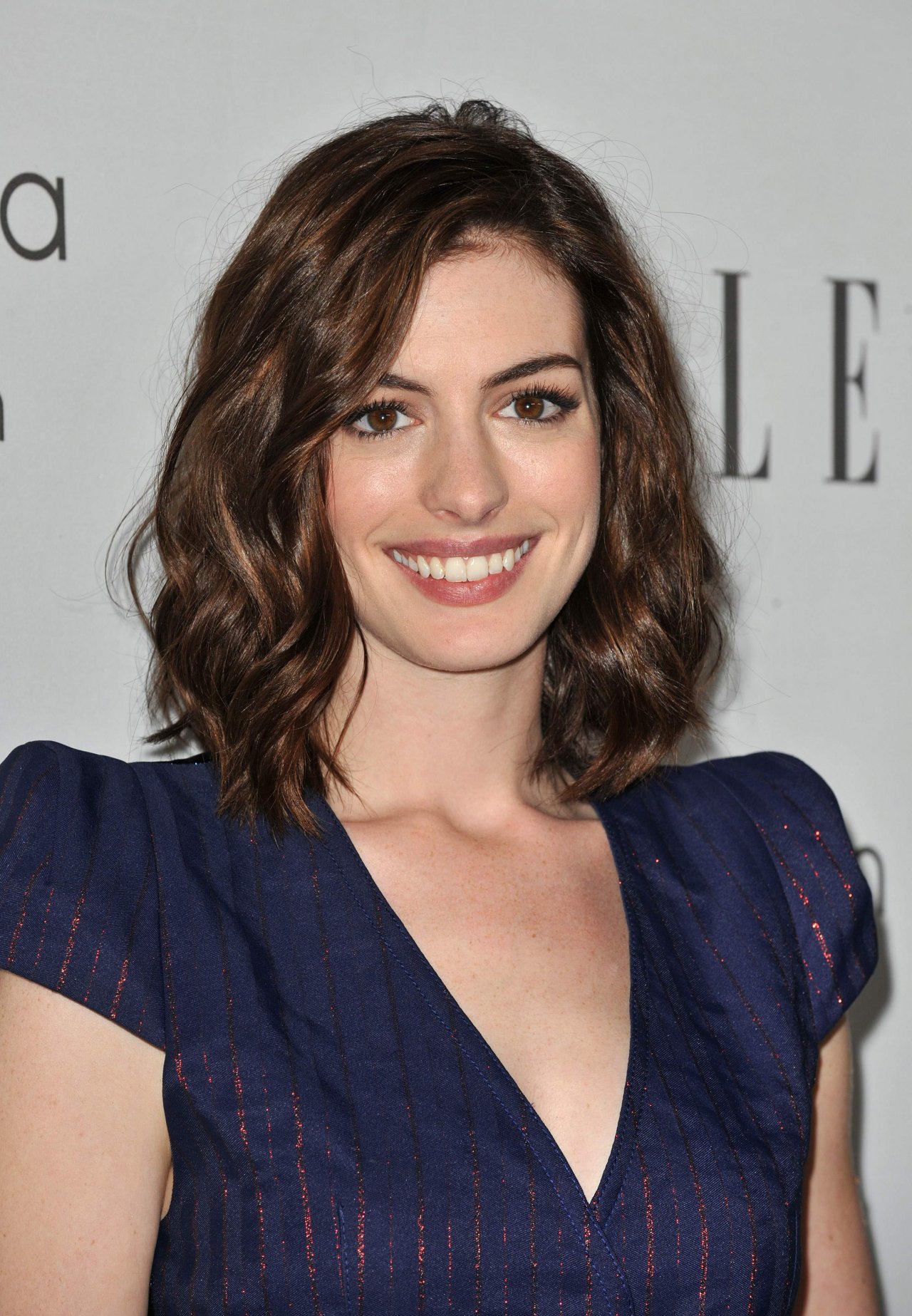 Anne Hathaway leaked wallpapers