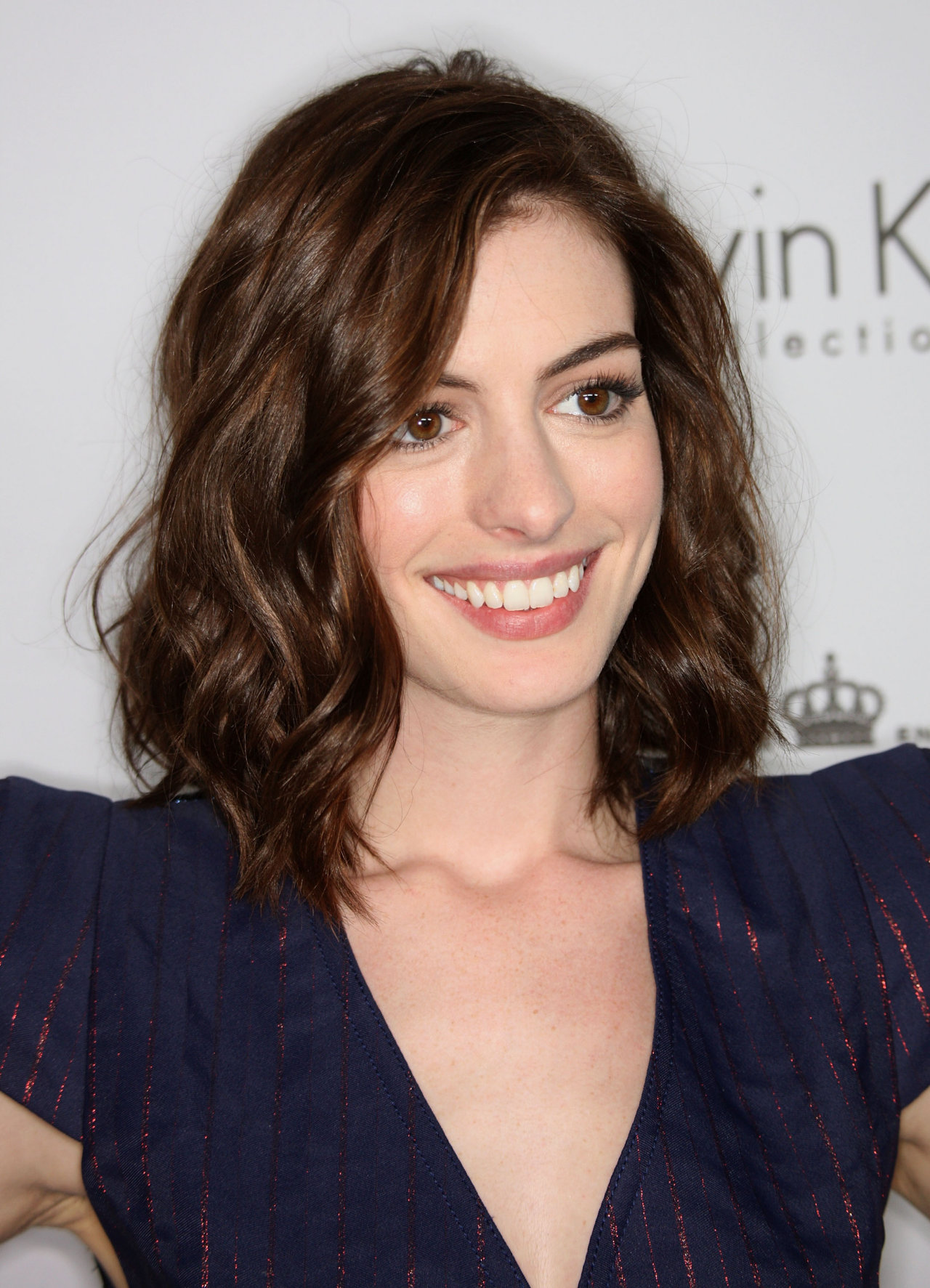 Anne Hathaway leaked wallpapers