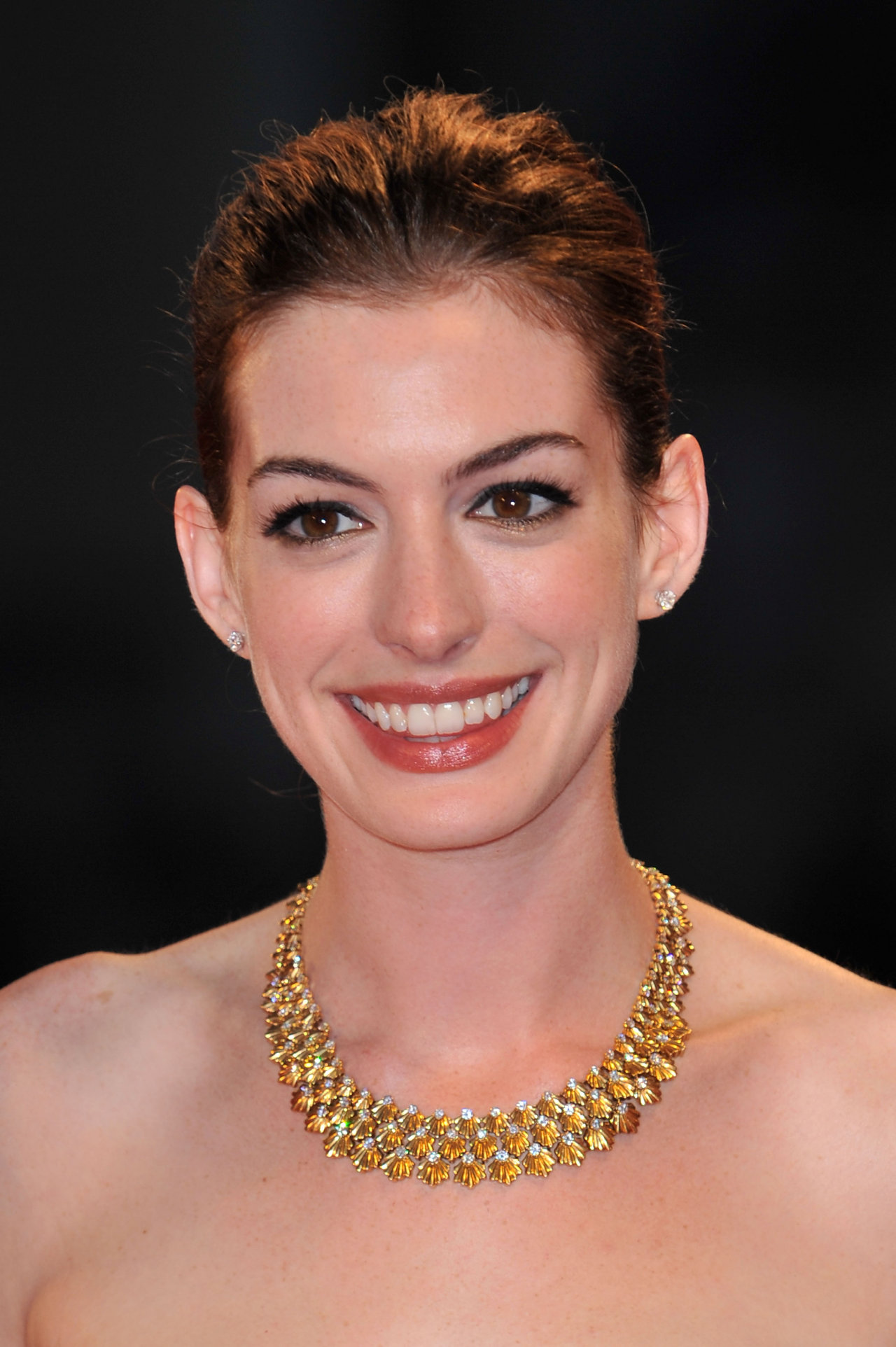 Anne Hathaway leaked wallpapers