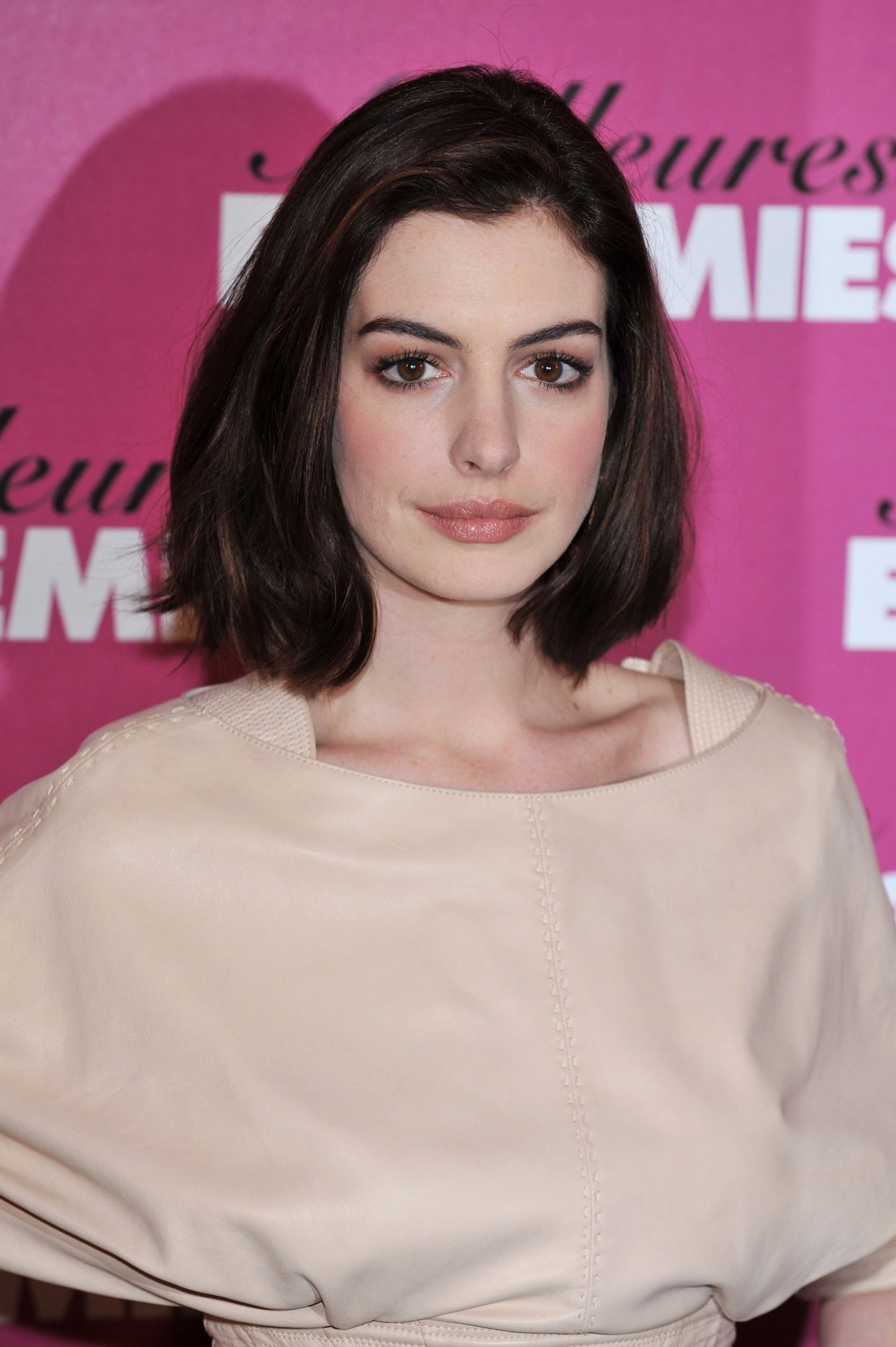 Anne Hathaway leaked wallpapers