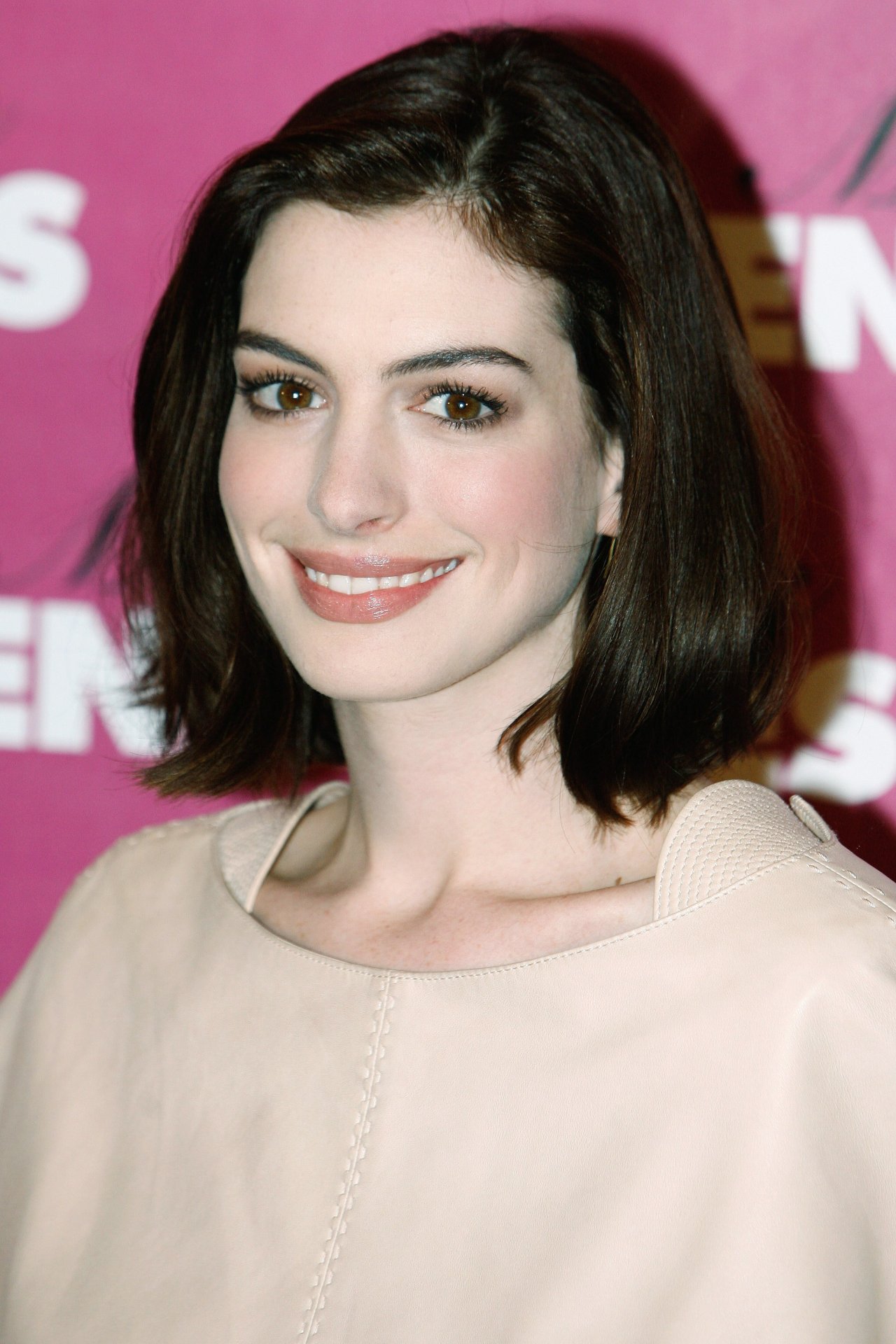 Anne Hathaway leaked wallpapers