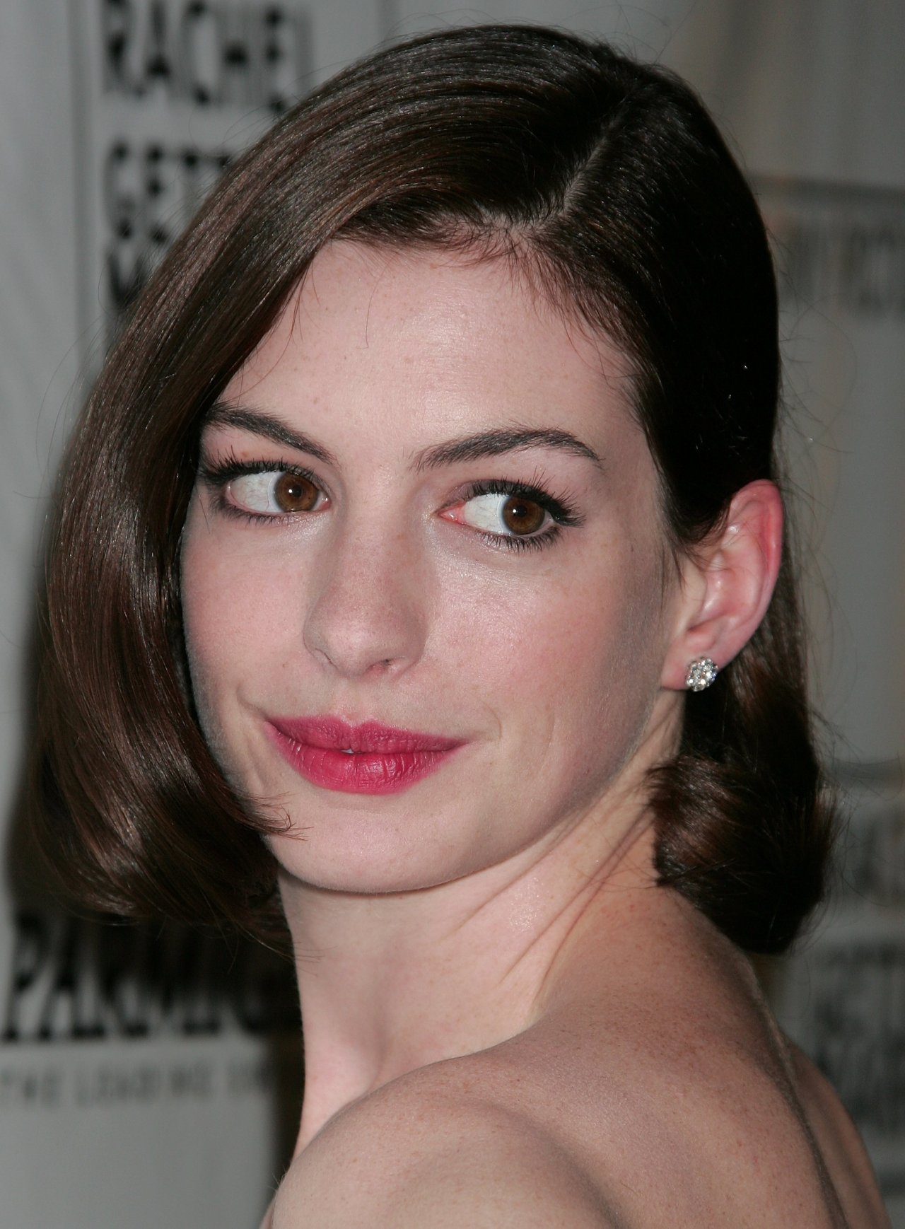 Anne Hathaway leaked wallpapers