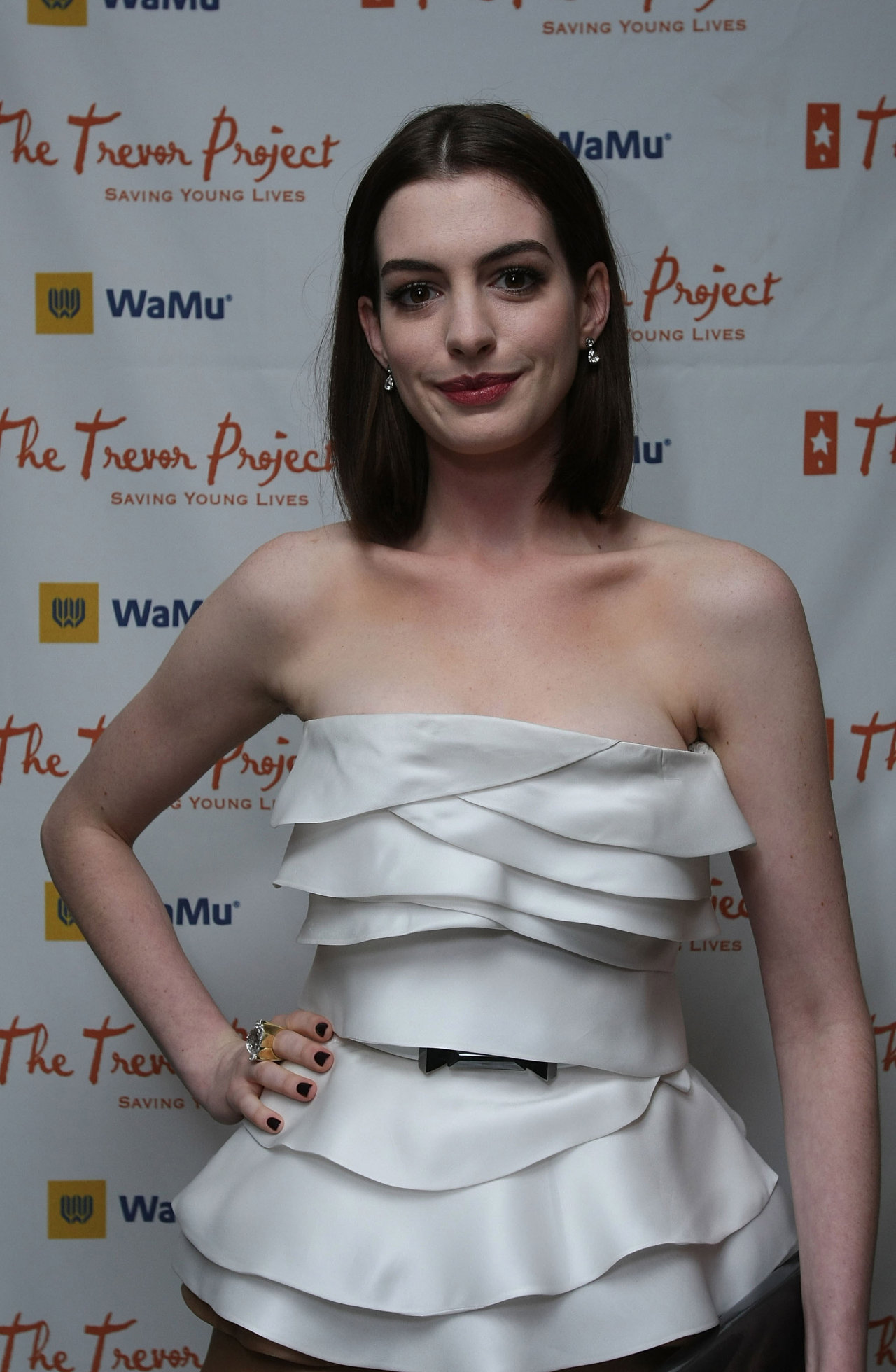 Anne Hathaway leaked wallpapers