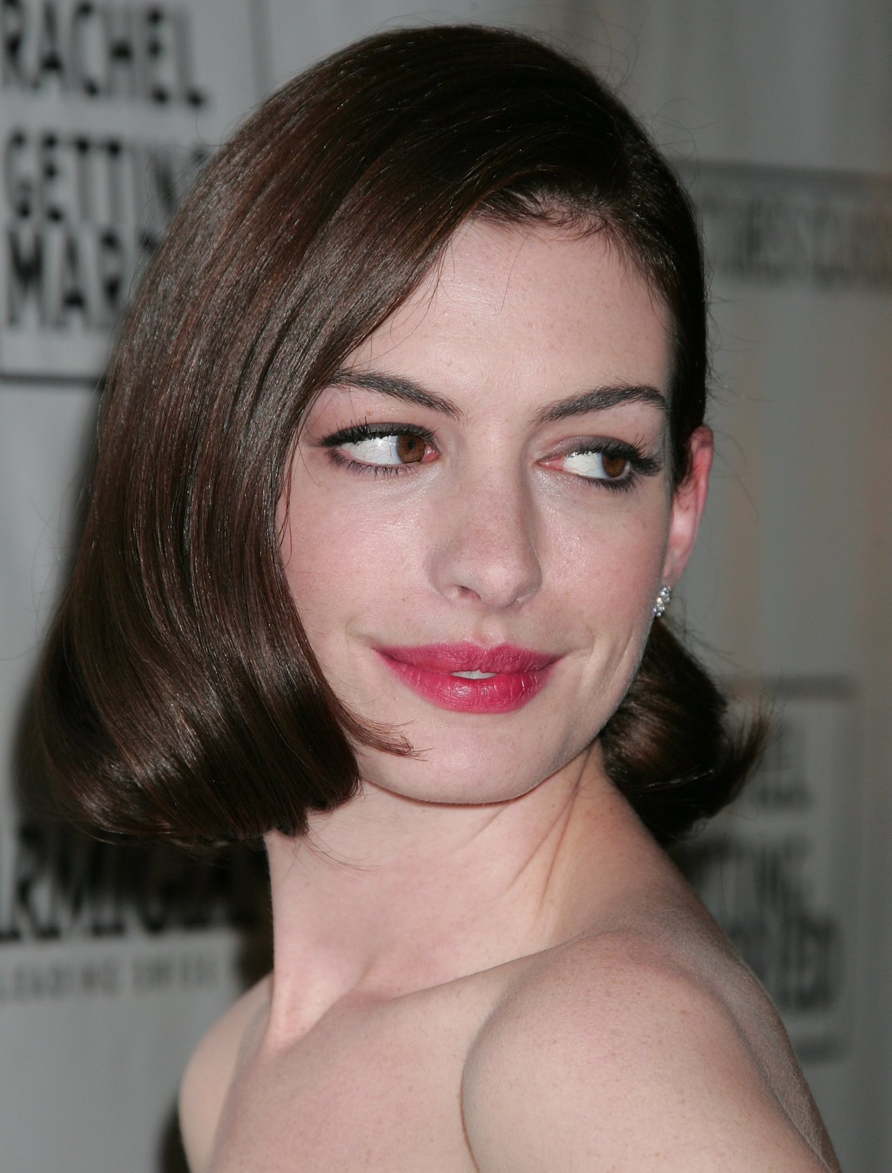 Anne Hathaway leaked wallpapers