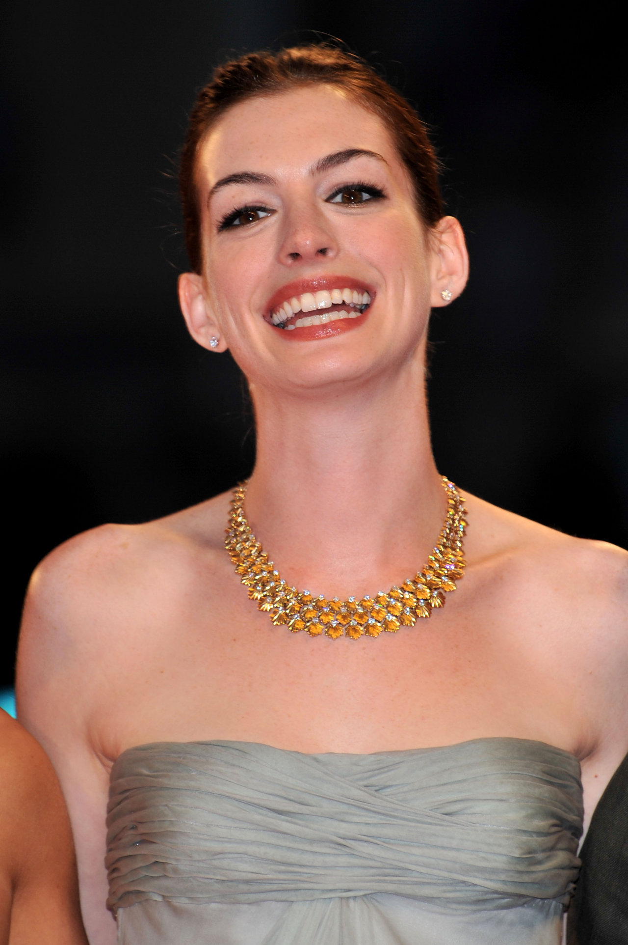 Anne Hathaway leaked wallpapers