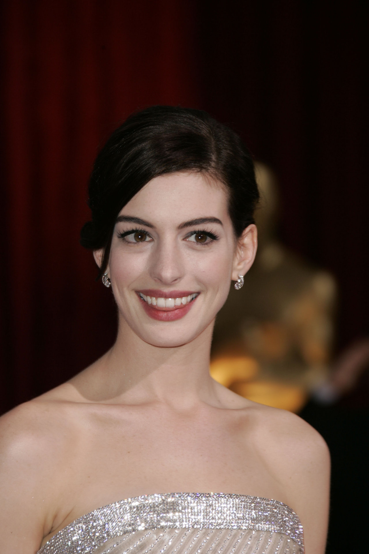 Anne Hathaway leaked wallpapers