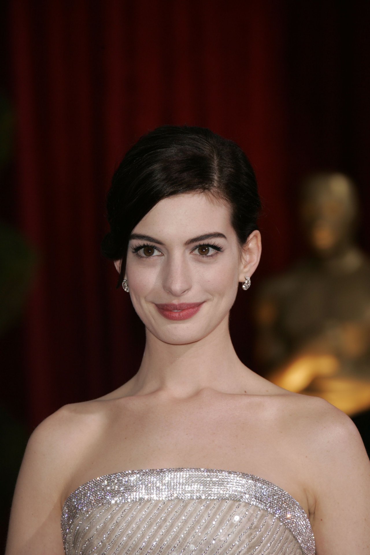 Anne Hathaway leaked wallpapers