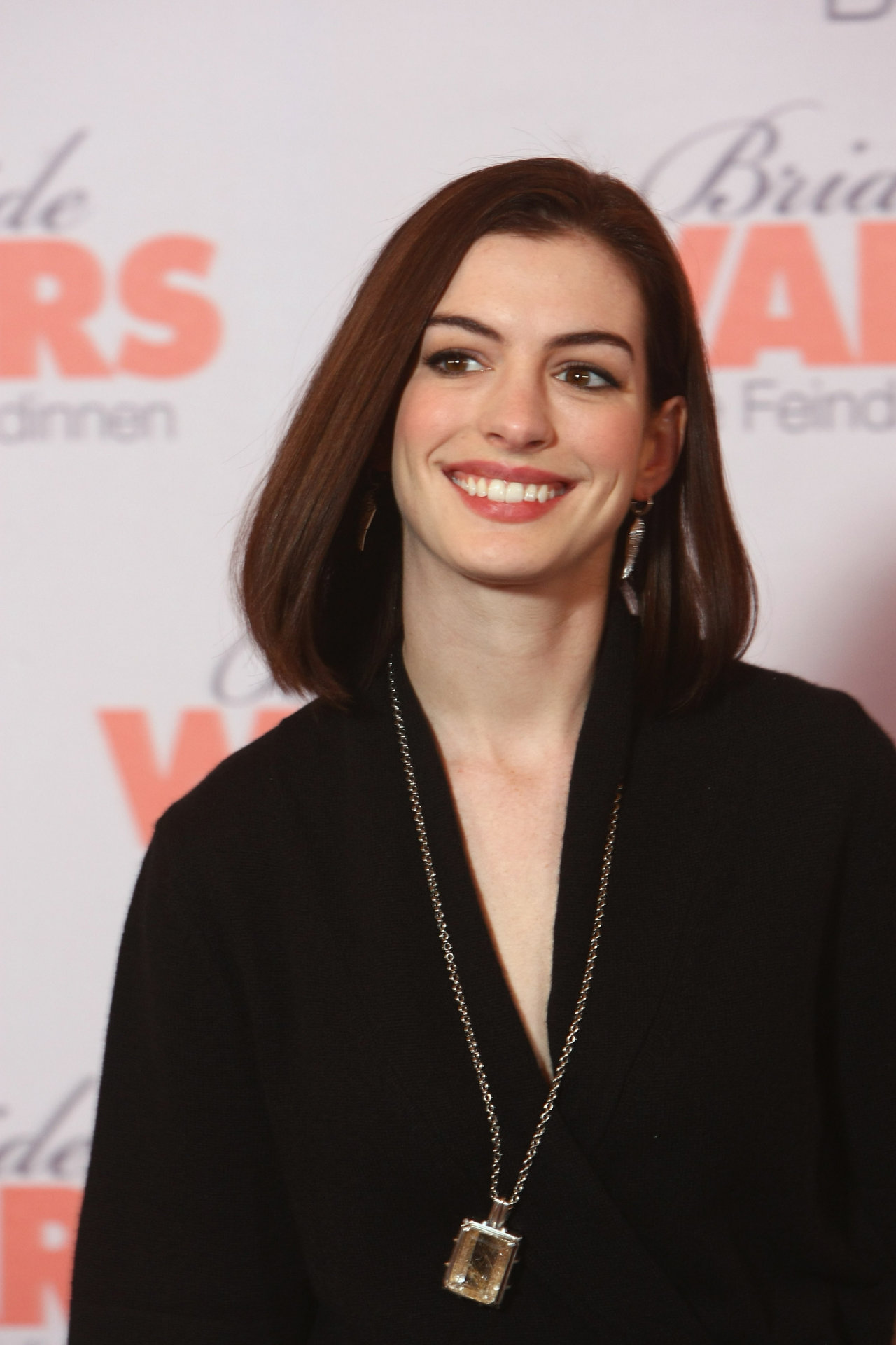 Anne Hathaway leaked wallpapers