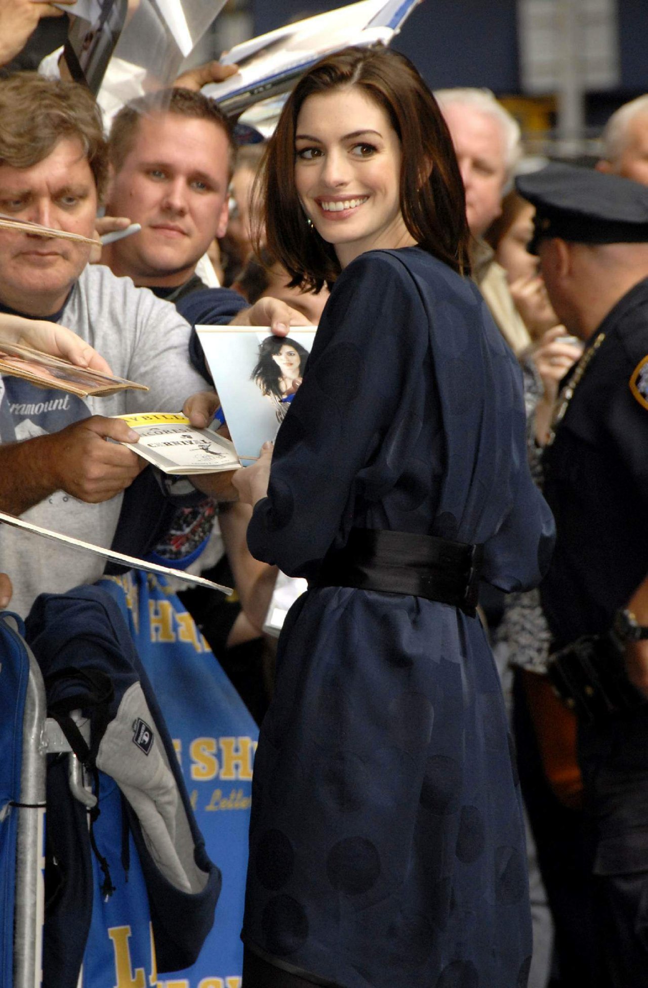 Anne Hathaway leaked wallpapers