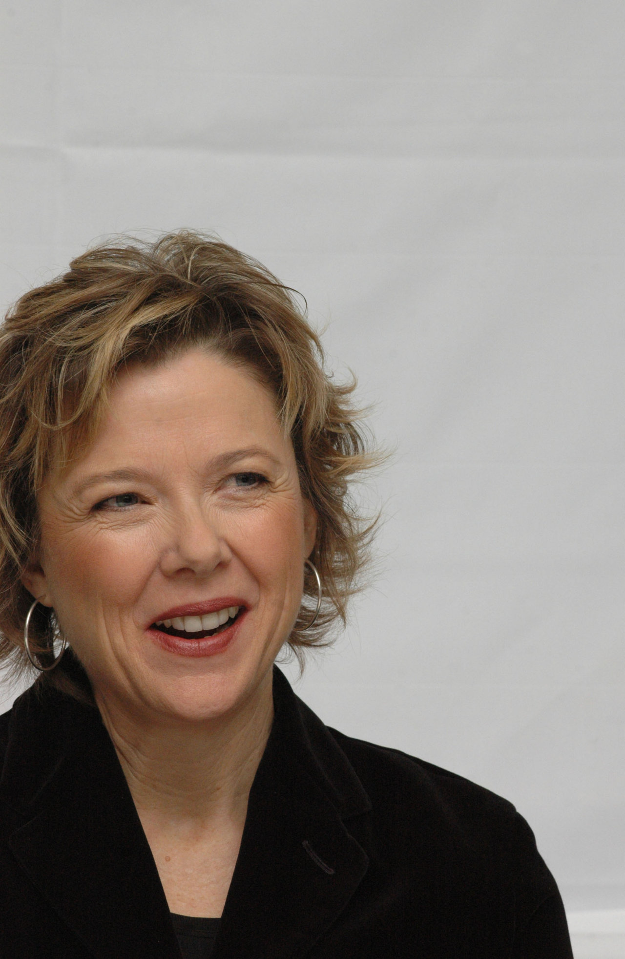 Annette Bening leaked wallpapers