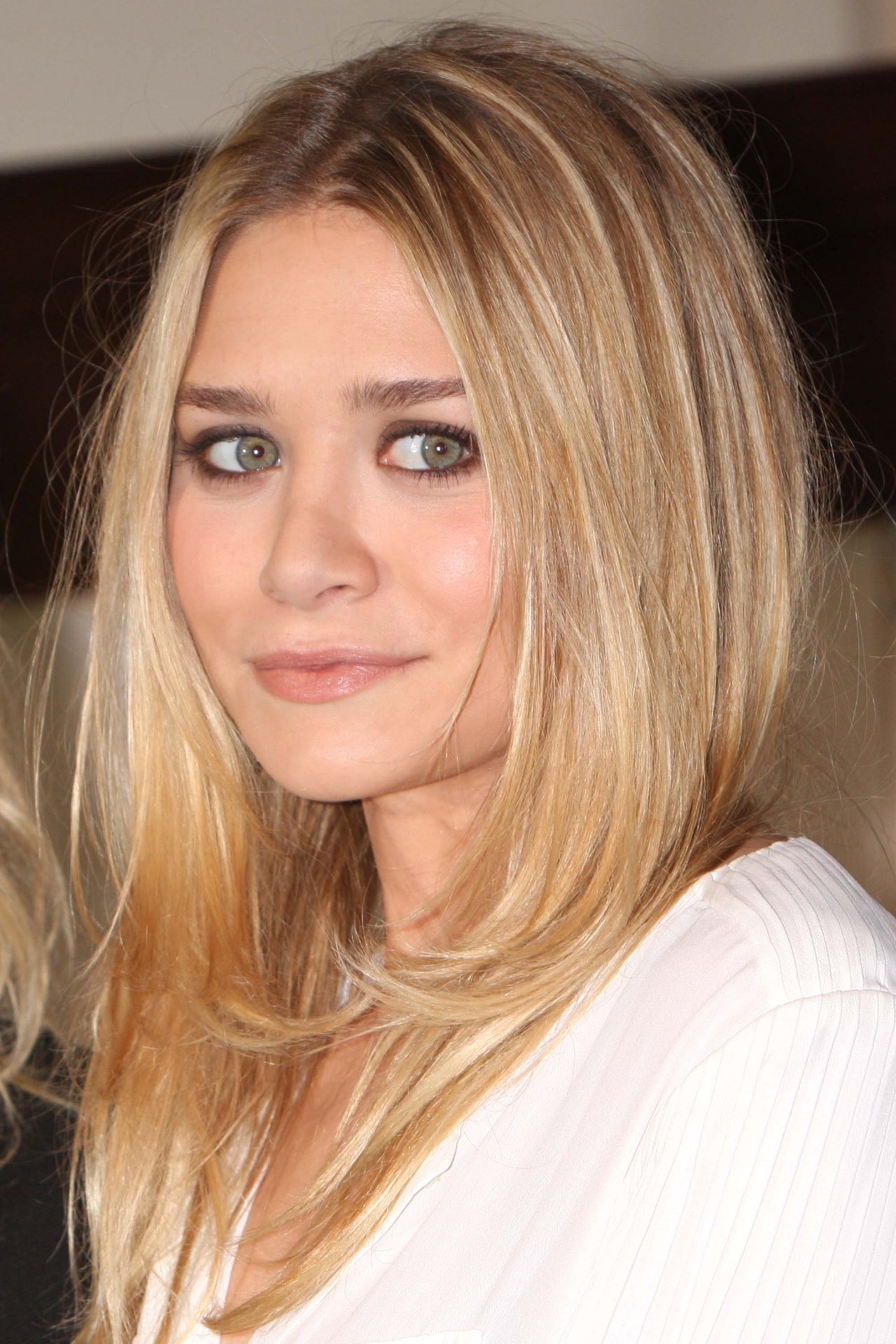 Ashley Olsen leaked wallpapers